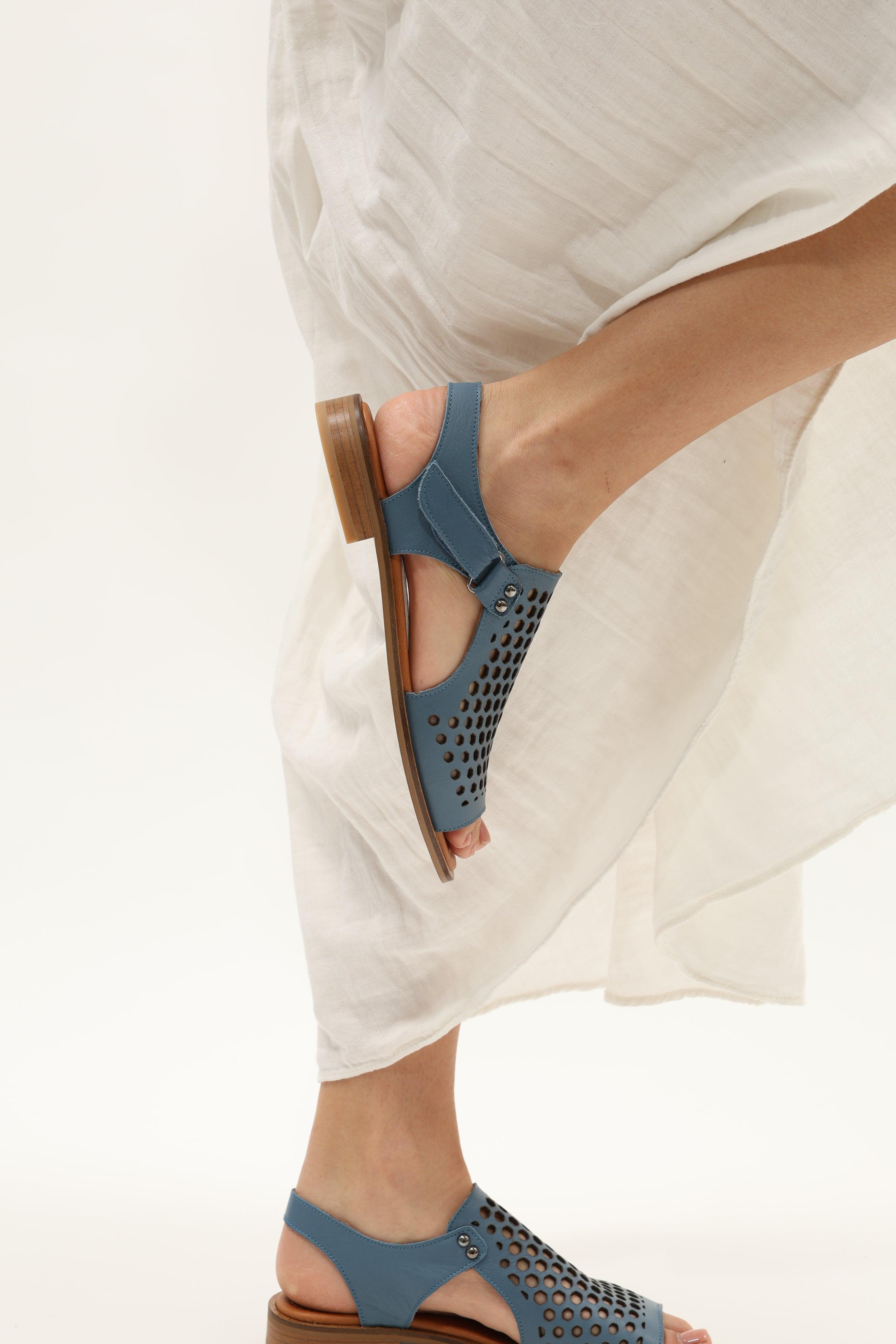 Comfelle Blue - Image 3