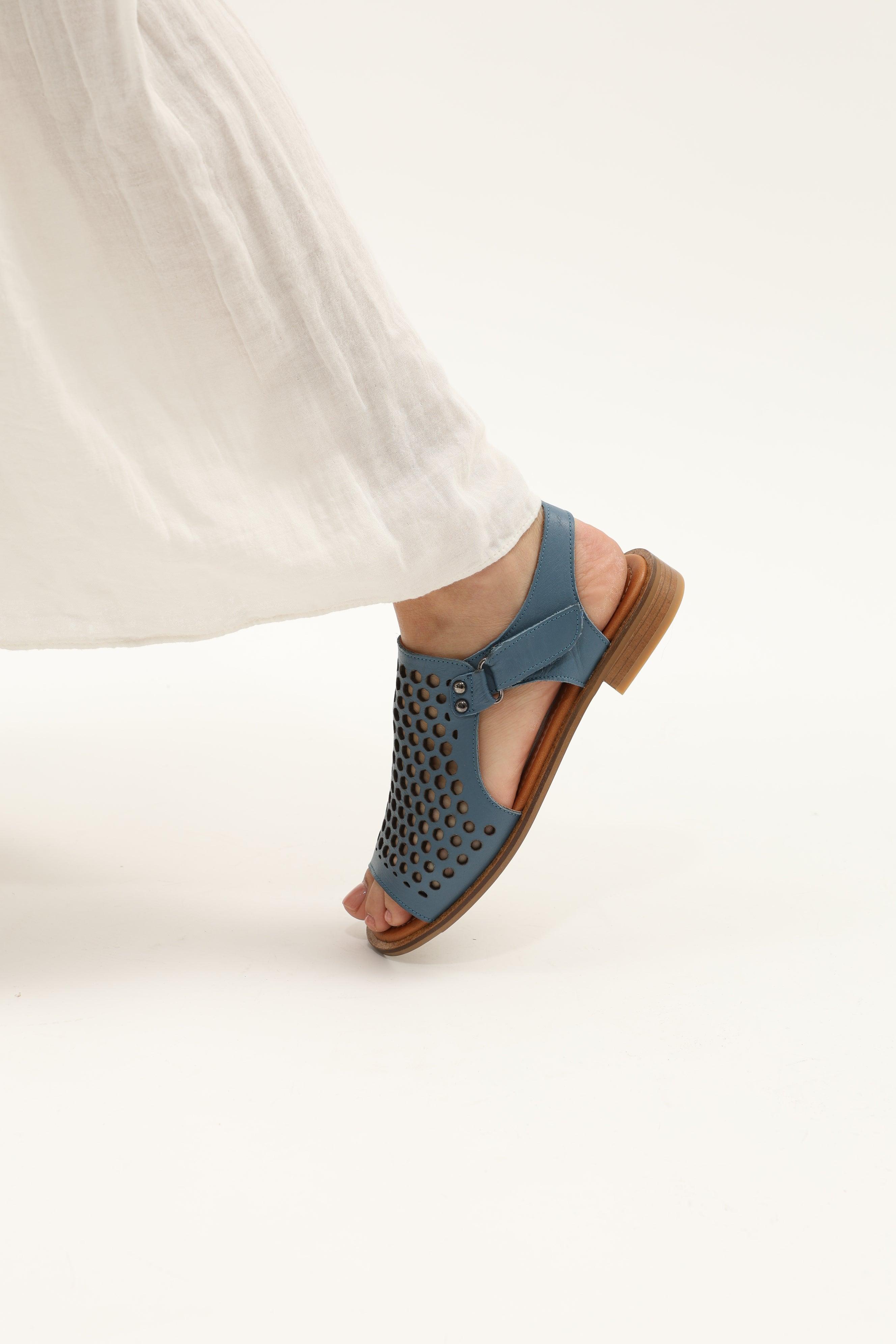 Comfelle Blue - Image 5