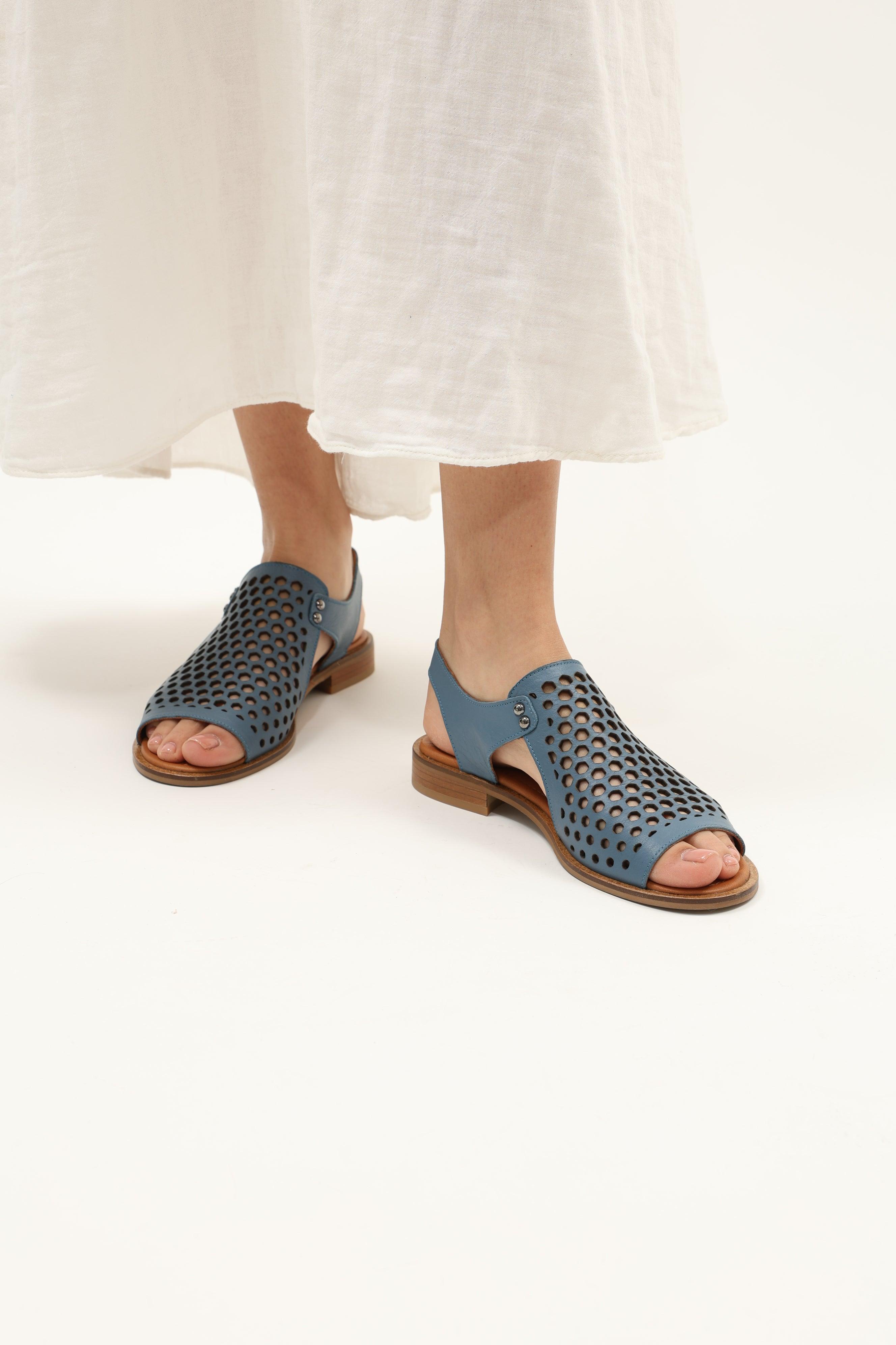Comfelle Blue - Image 6