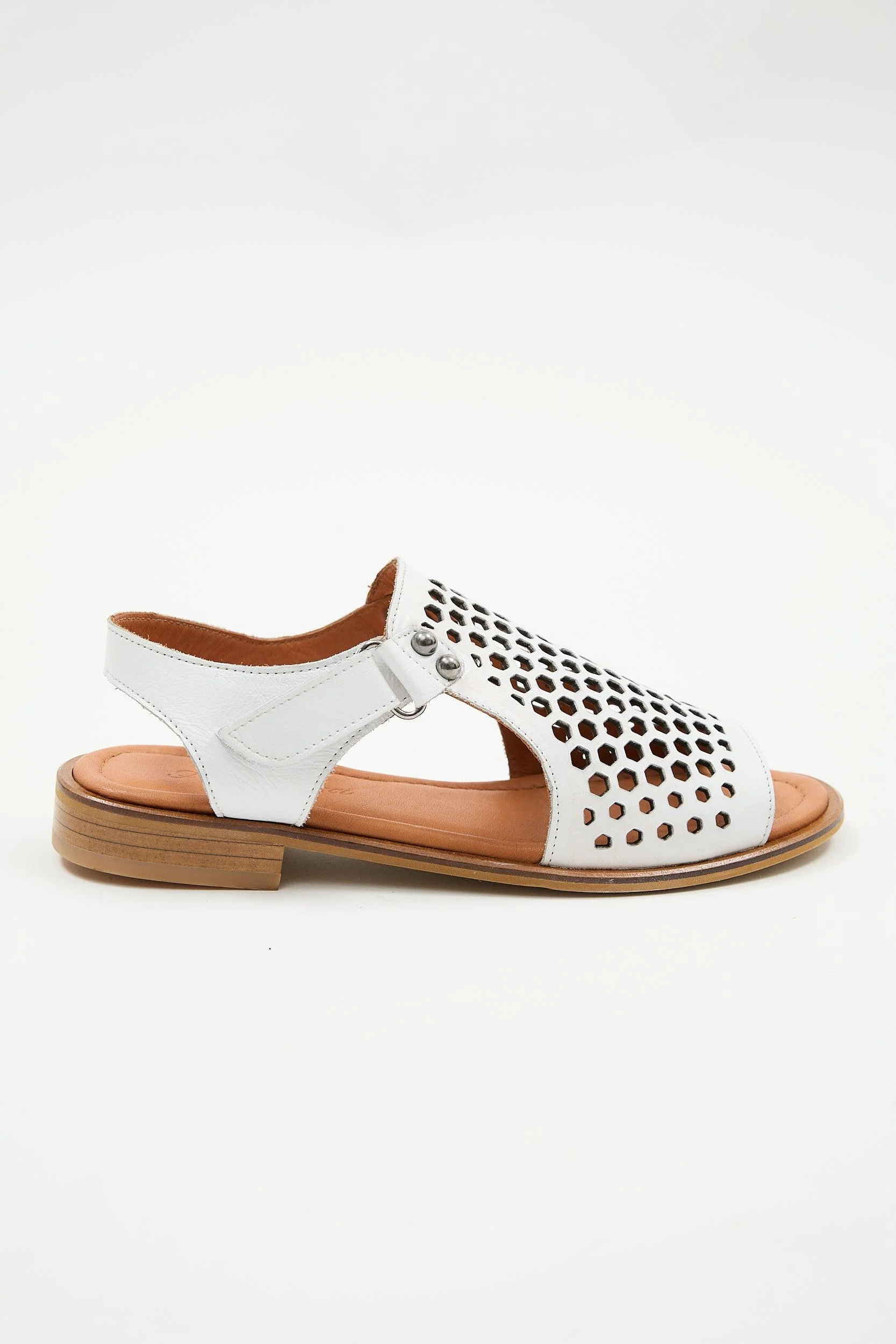 Comfelle White - Image 6