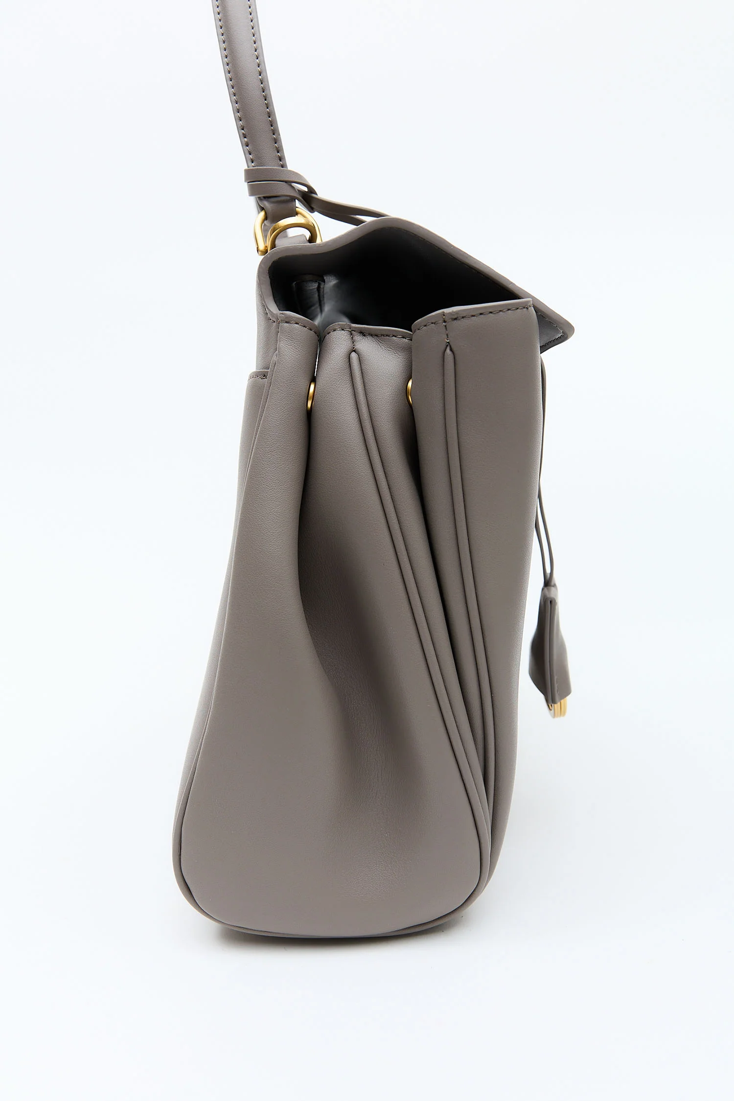 Cosette Grey - Image 7
