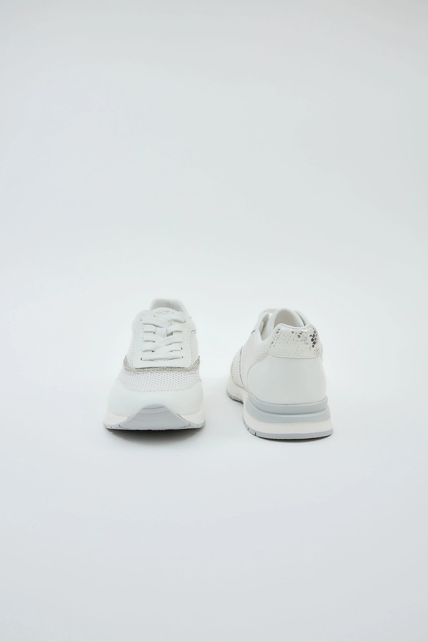 Cressida White - Image 5