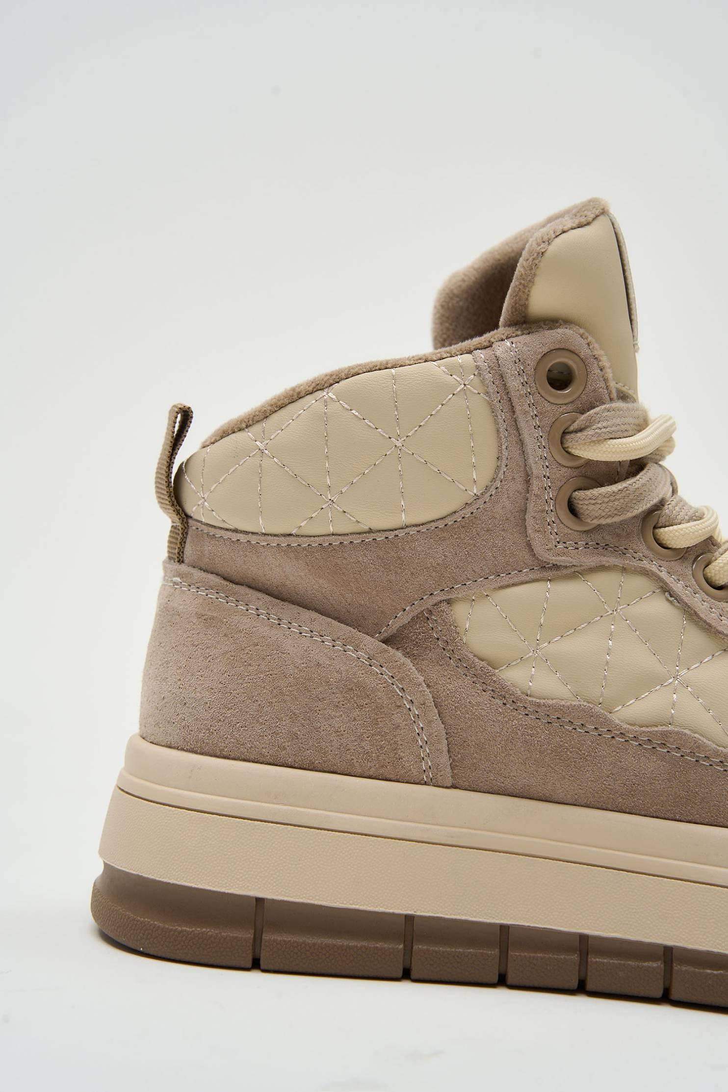 Crue Beige - Image 10