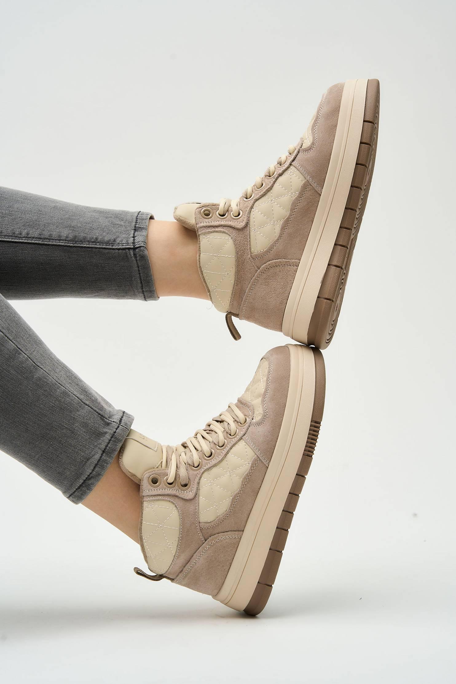 Crue Beige - Image 3