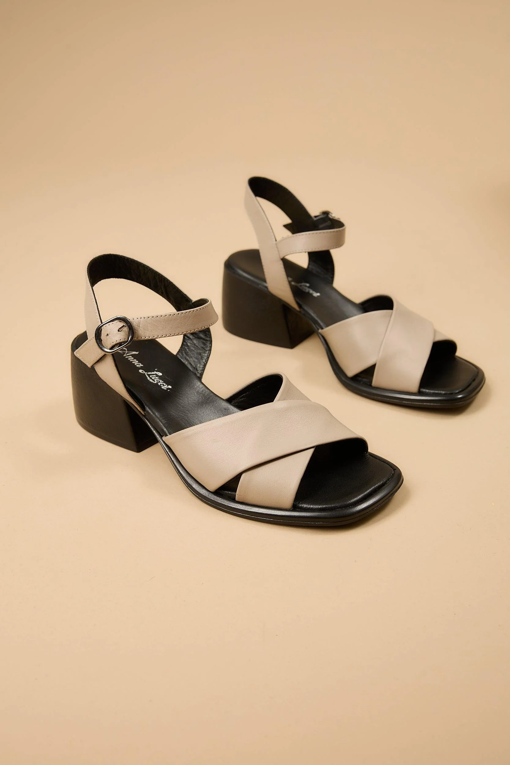 Daphne Beige - Image 12