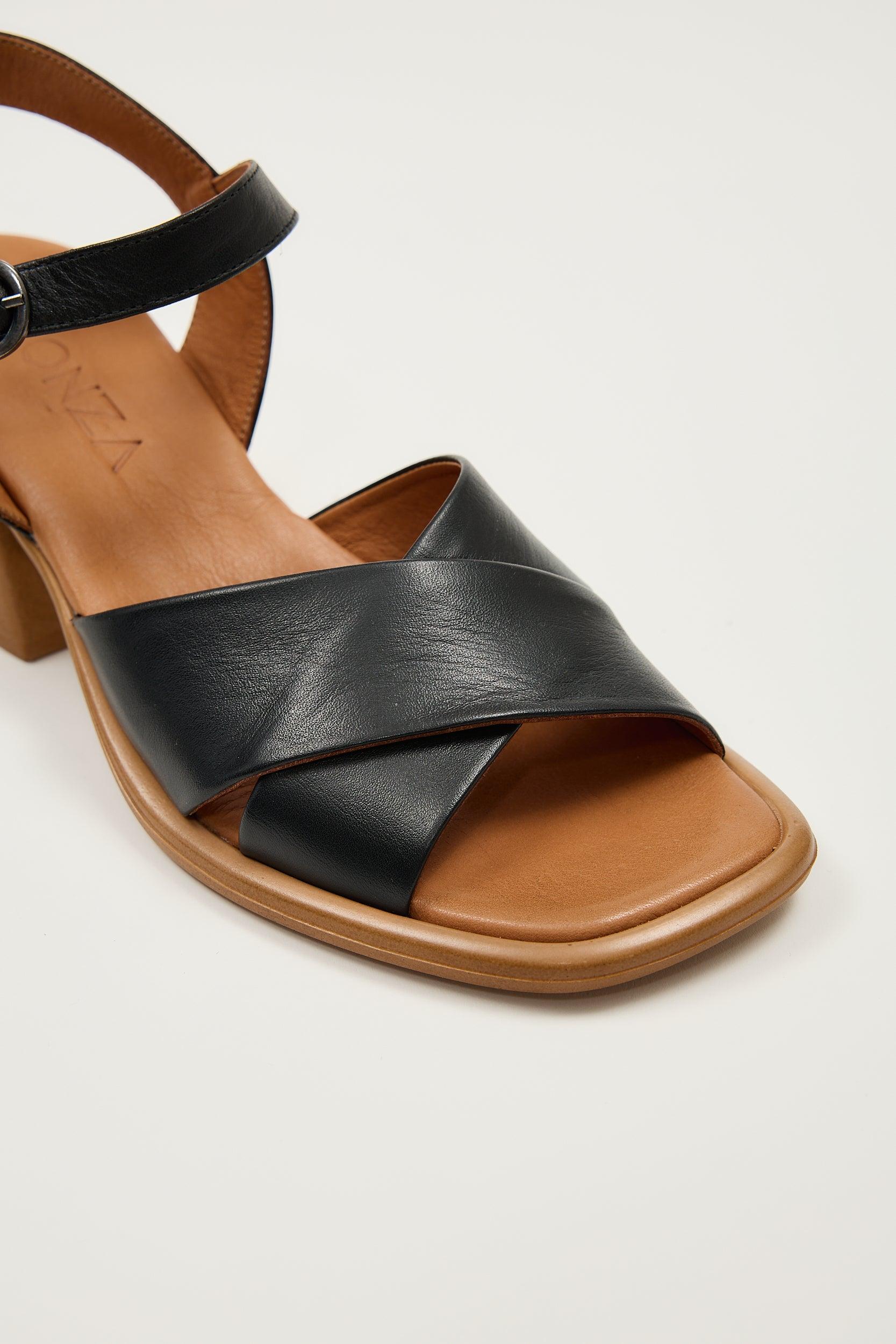 Daphne Tan - Image 9