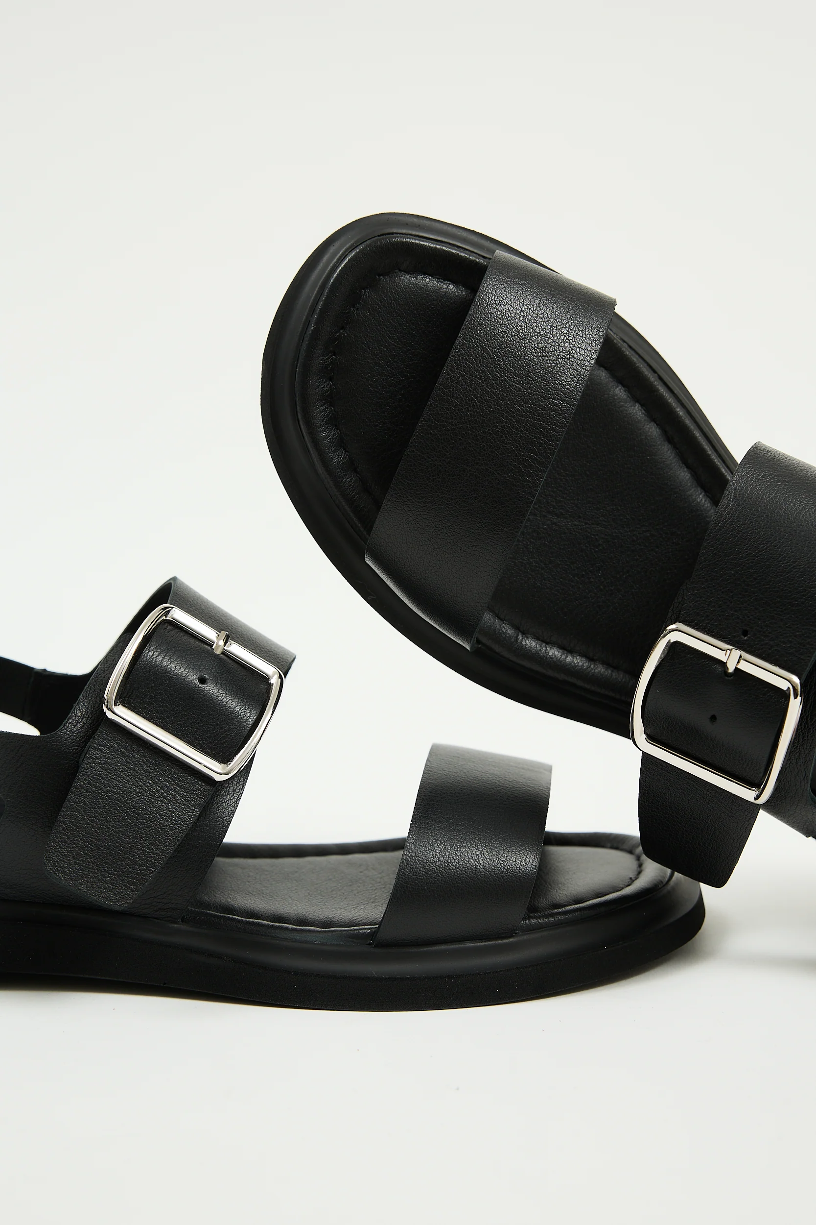 Delfina Black - Image 6
