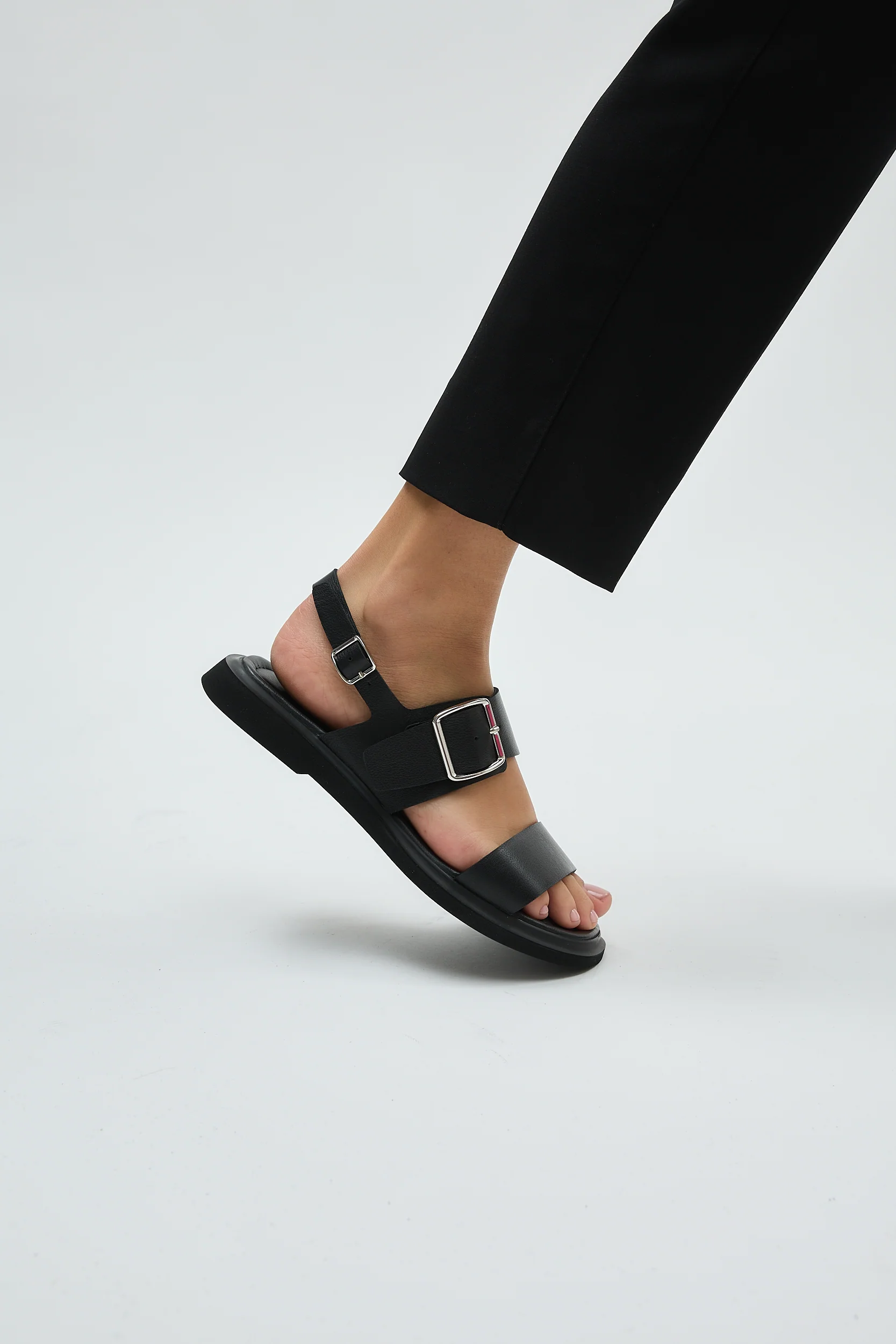 Delfina Black - Image 9