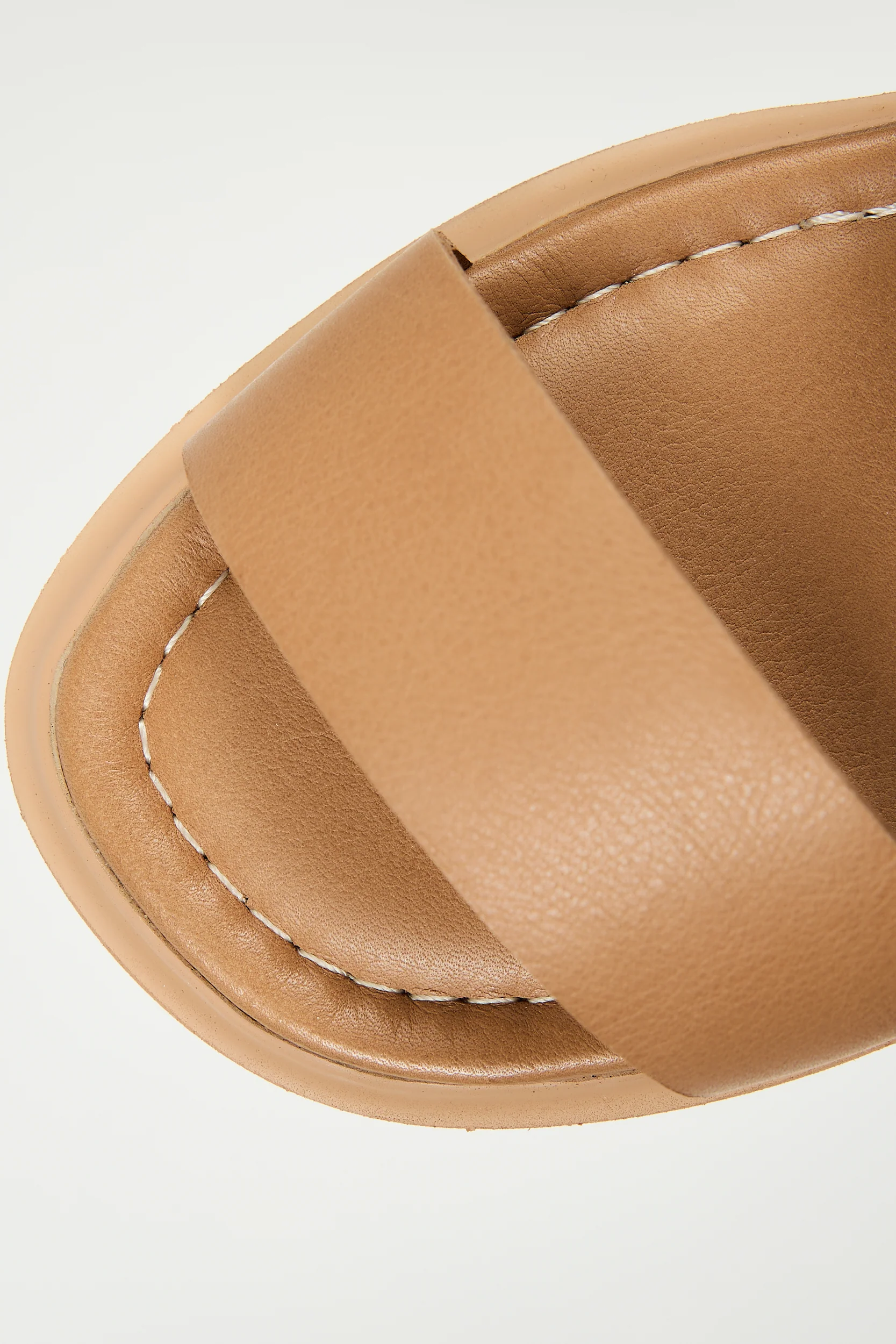 Delfina Camel - Image 5