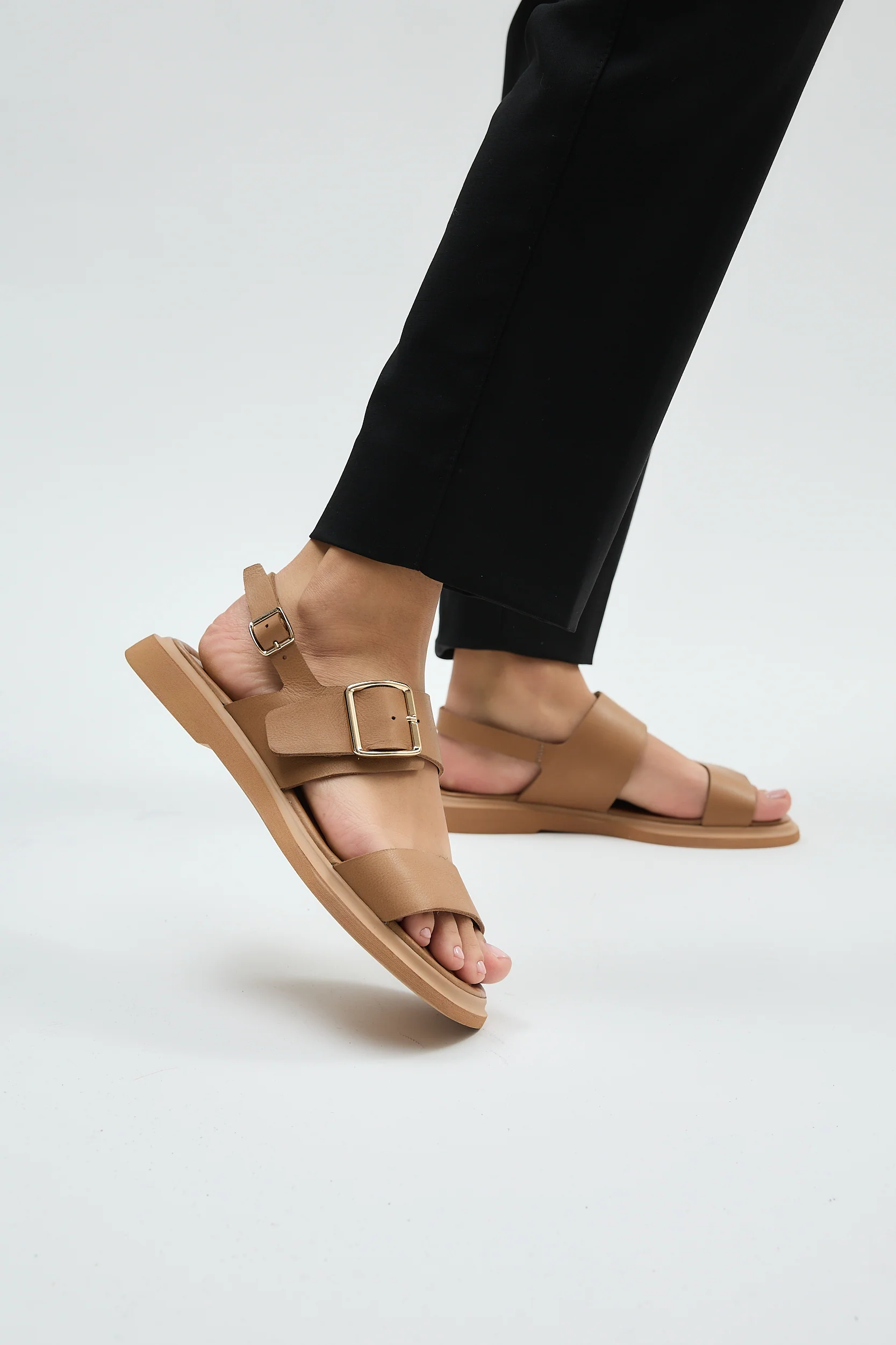 Delfina Camel - Image 9