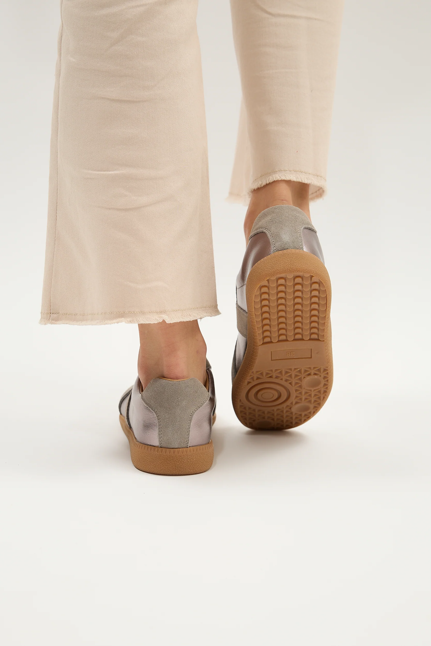 Delta Grey - Image 5