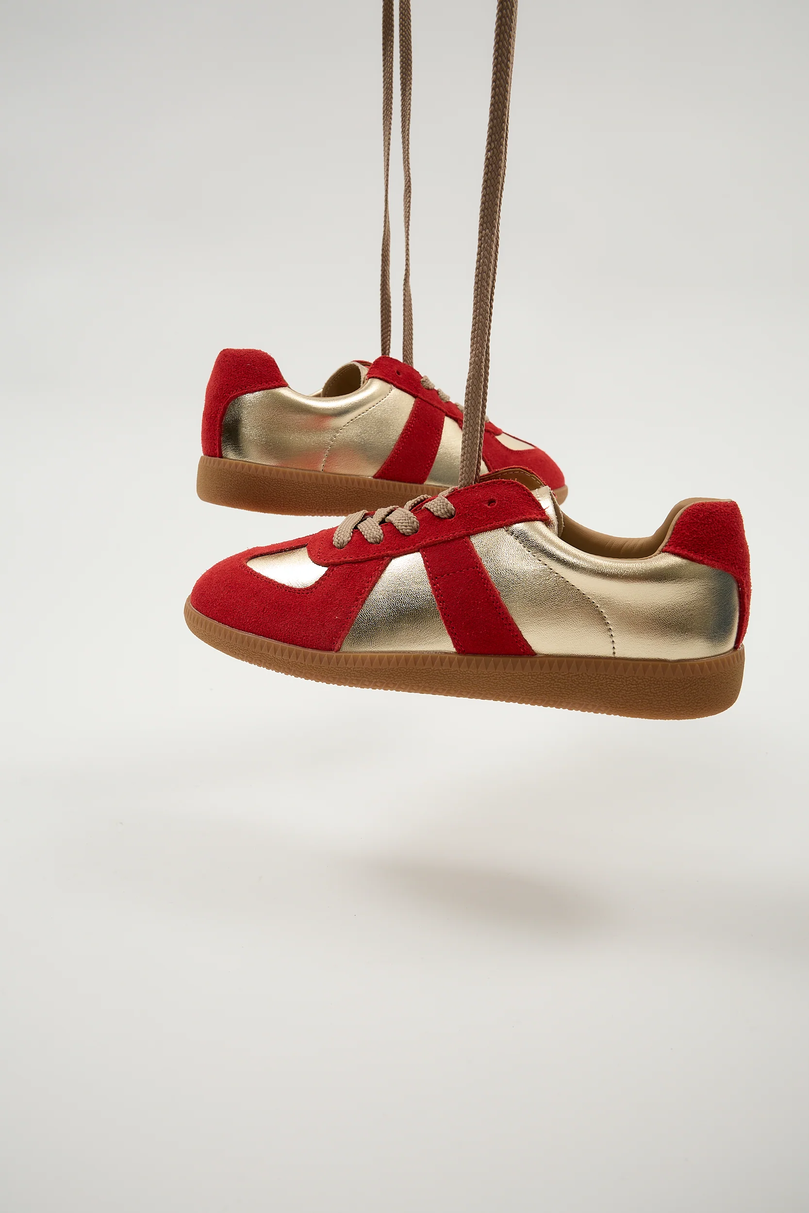 Delta Red - Image 7