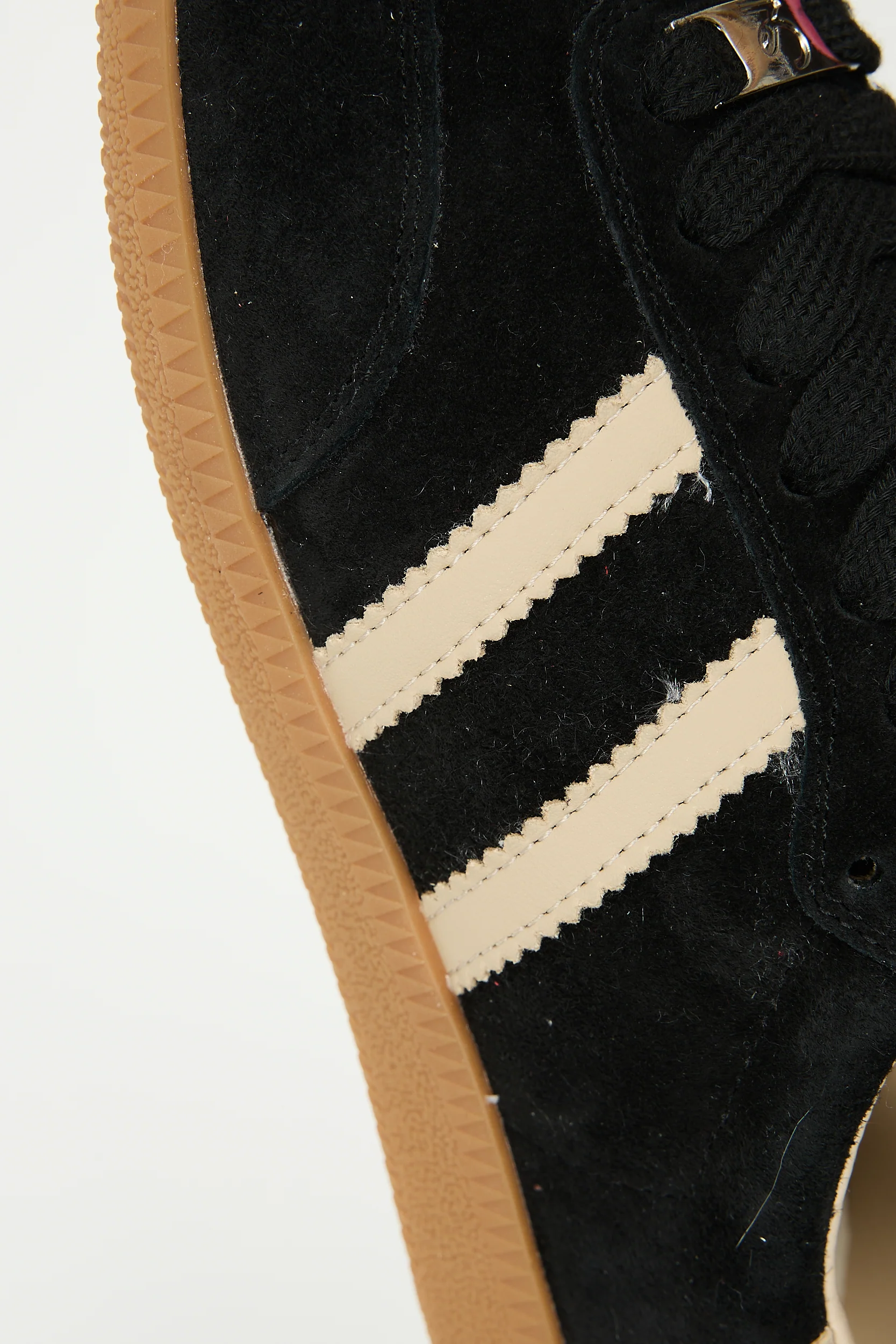 Delta Retro Black - Image 18