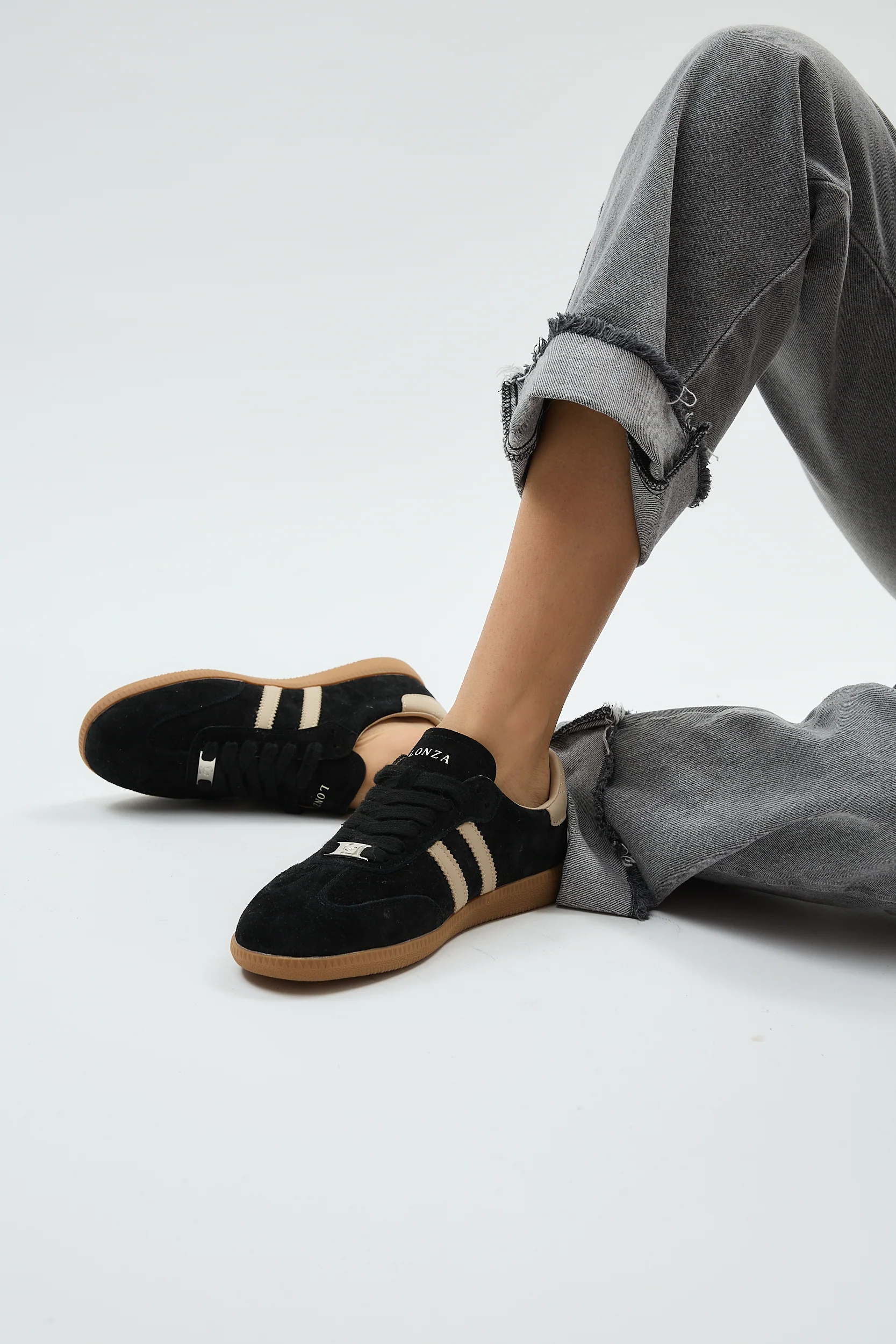 Delta Retro Black - Image 8