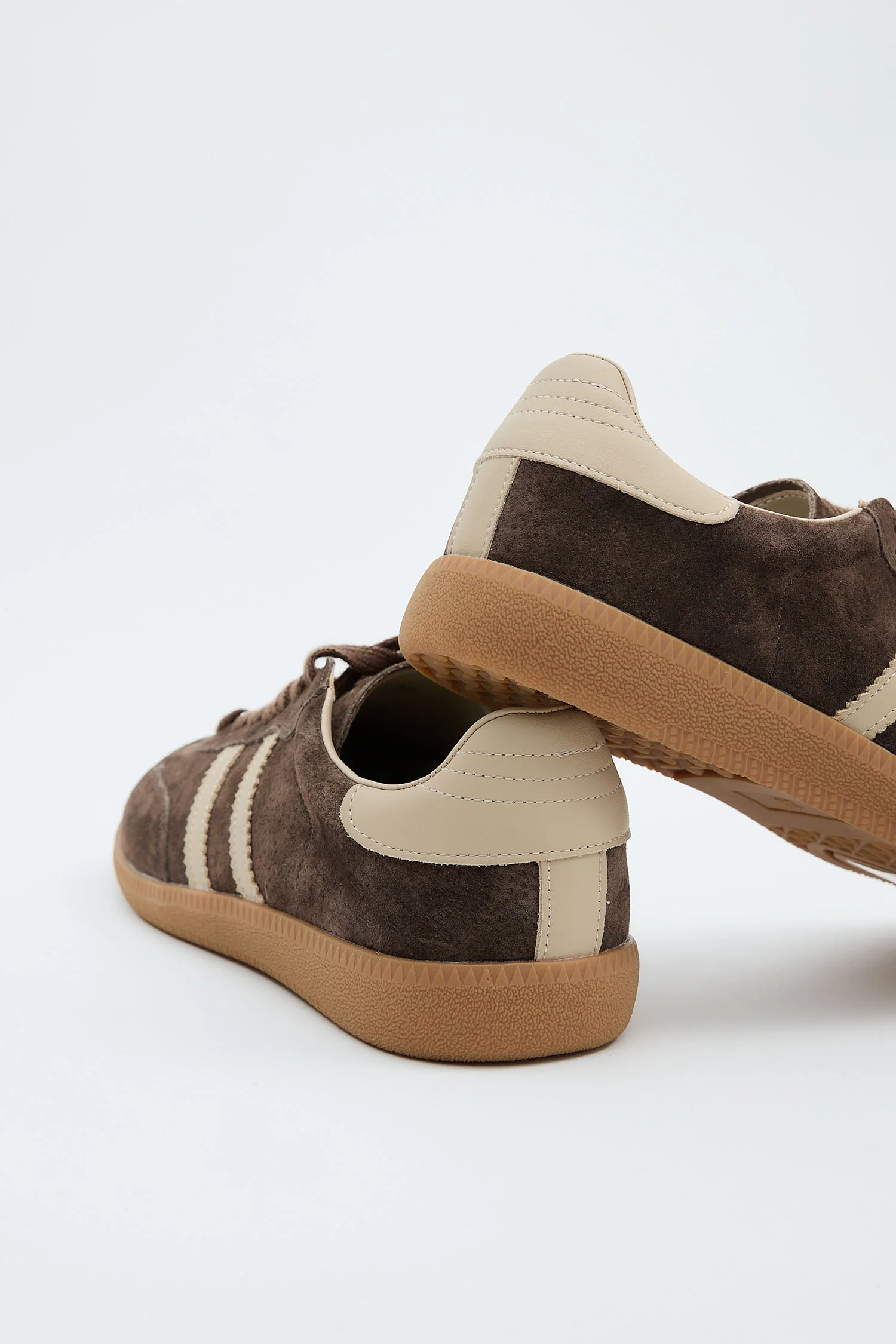Delta Retro Brown - Image 5