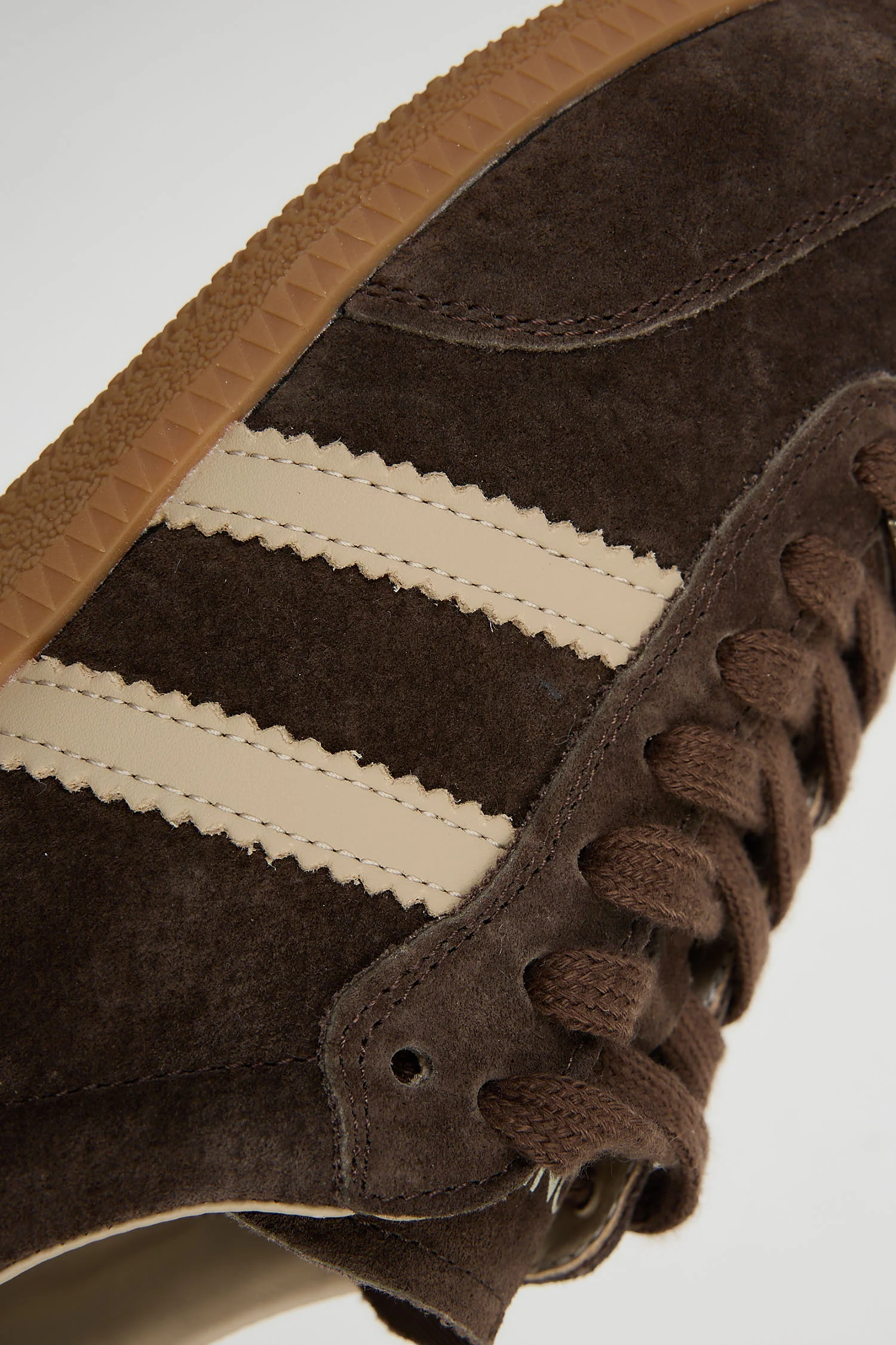 Delta Retro Brown - Image 9