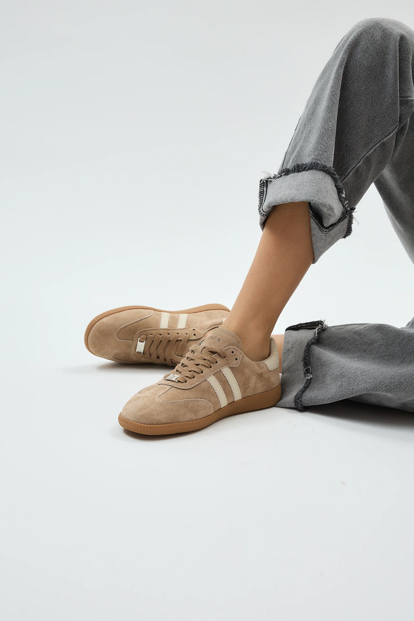 Delta Retro Khaki - Image 18