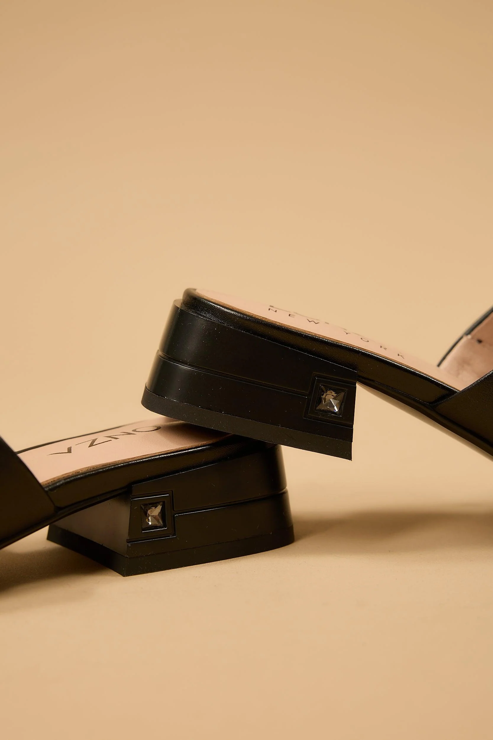 Emilia Black Matte - Image 11