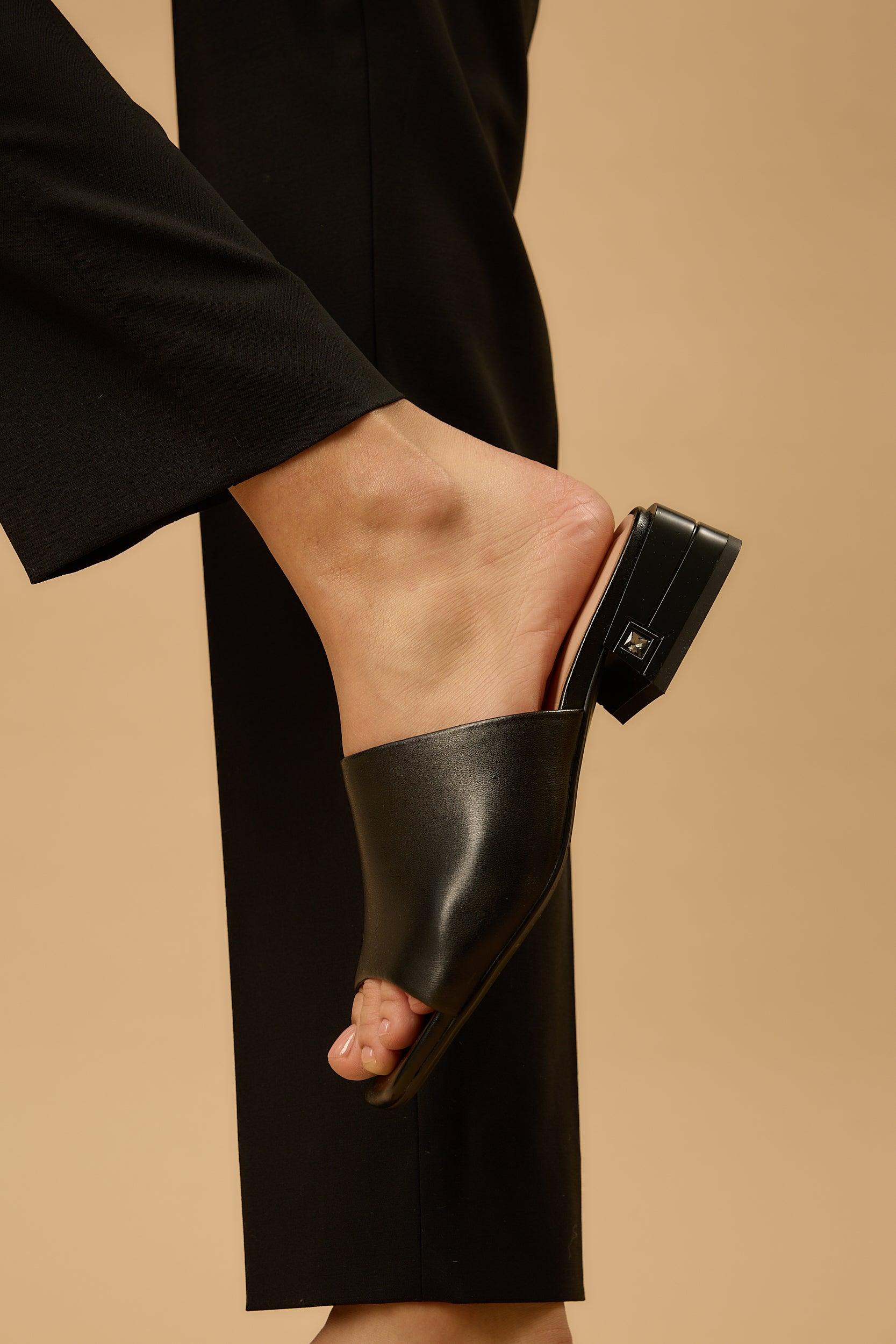 Emilia Black Matte - Image 5
