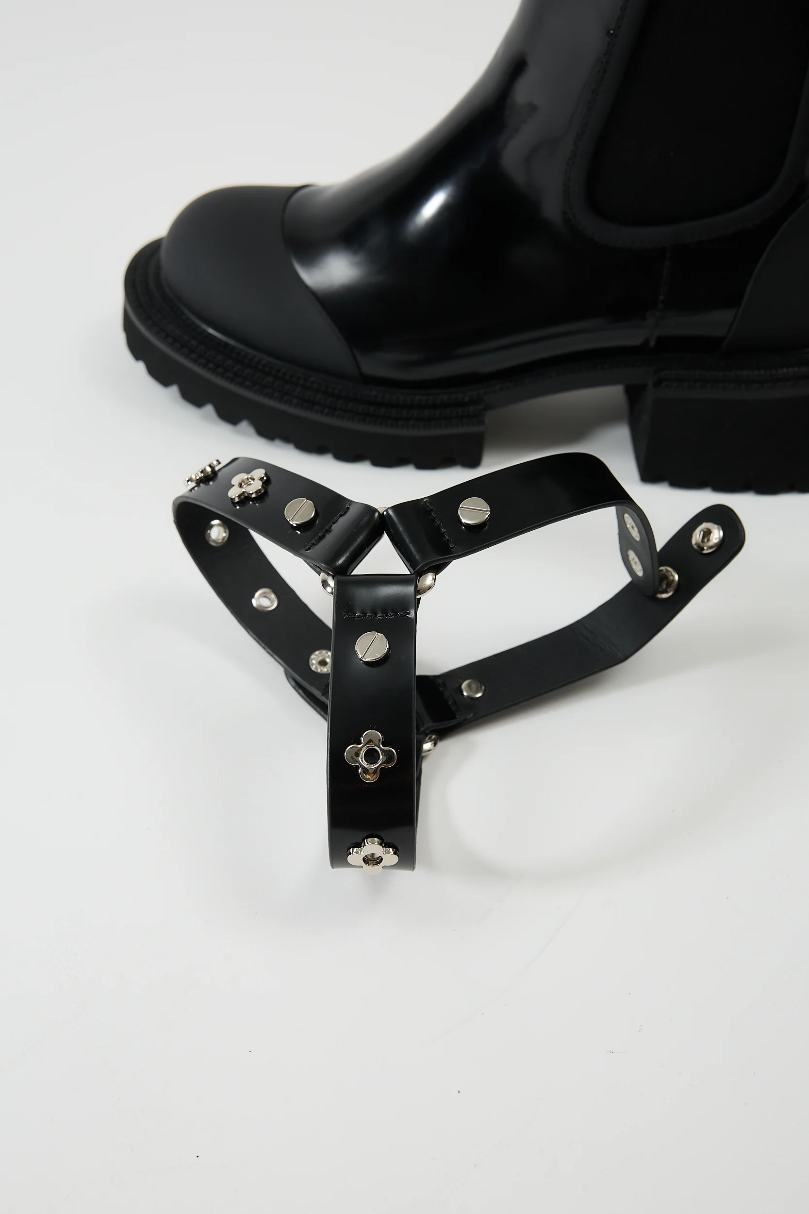 Erato Black - Image 11