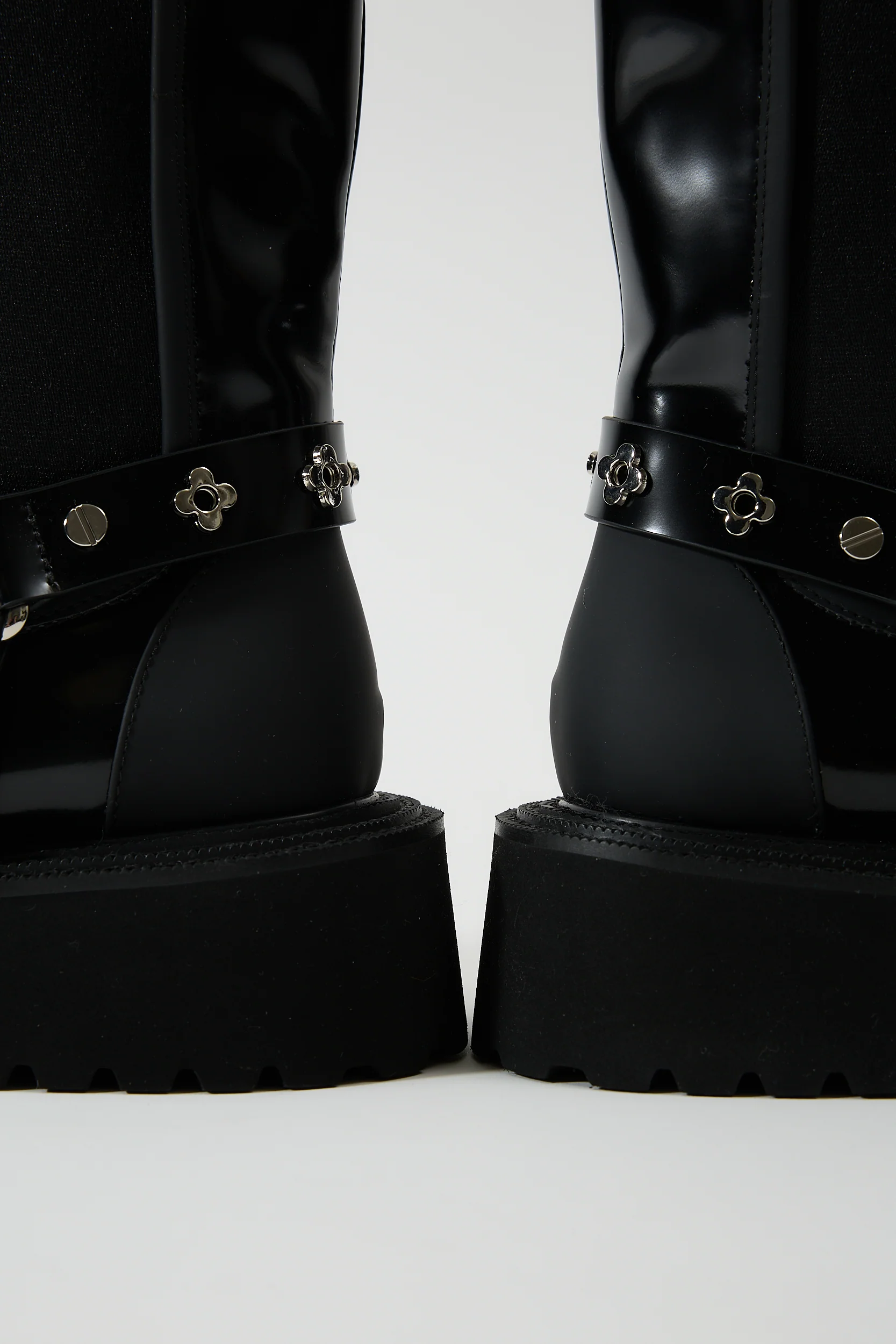 Erato Black - Image 7