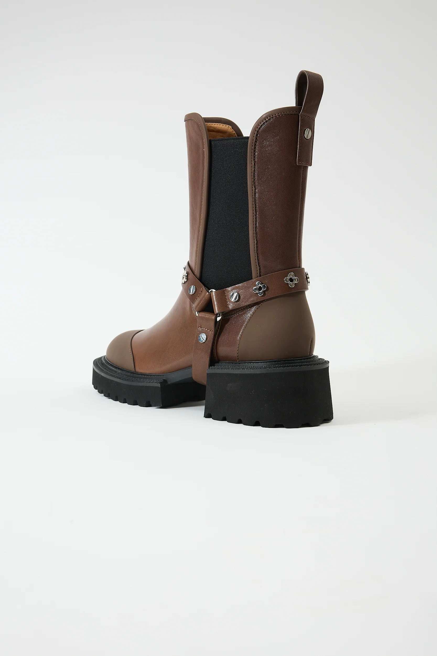 Erato Brown - Image 3