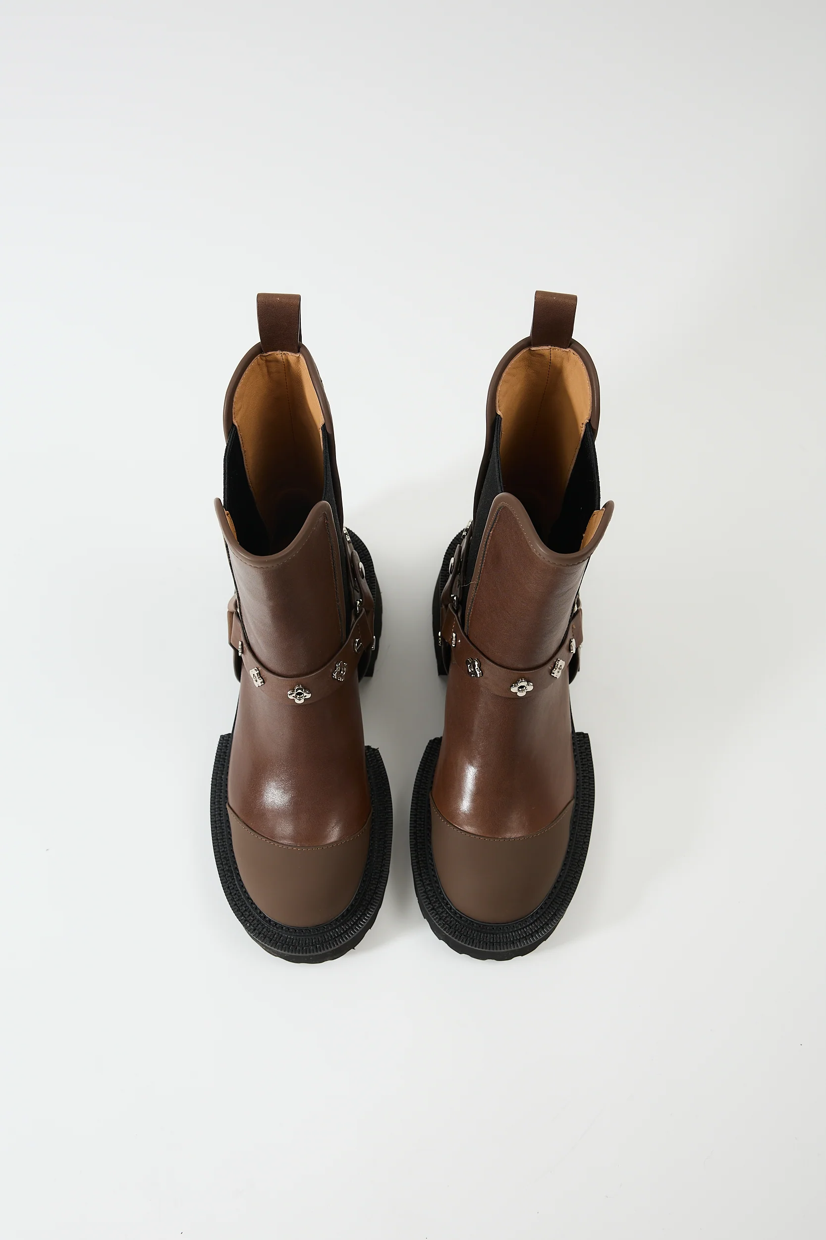 Erato Brown - Image 8