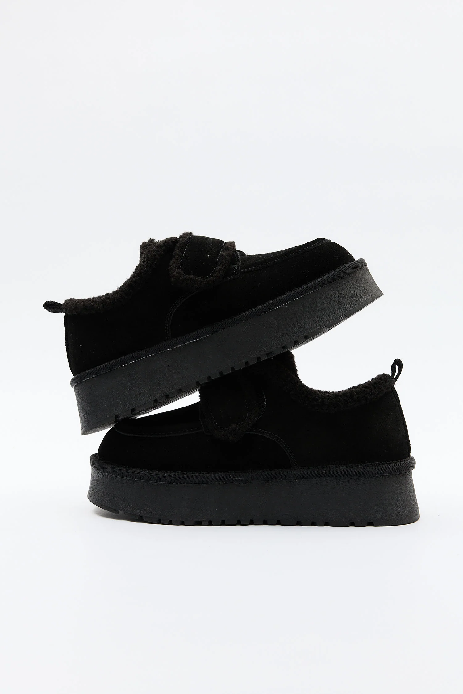 Esme Black - Image 2