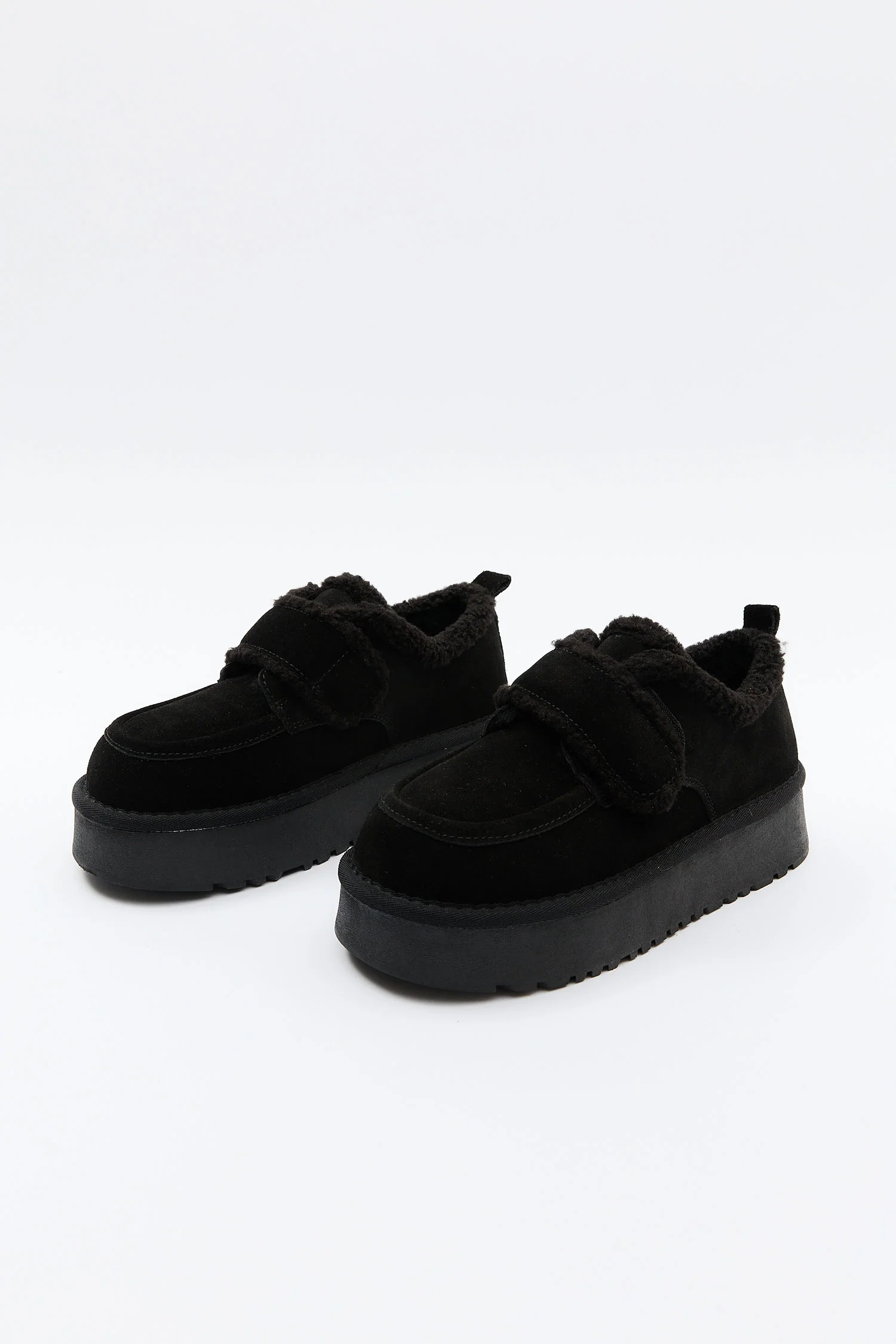 Esme Black - Image 3