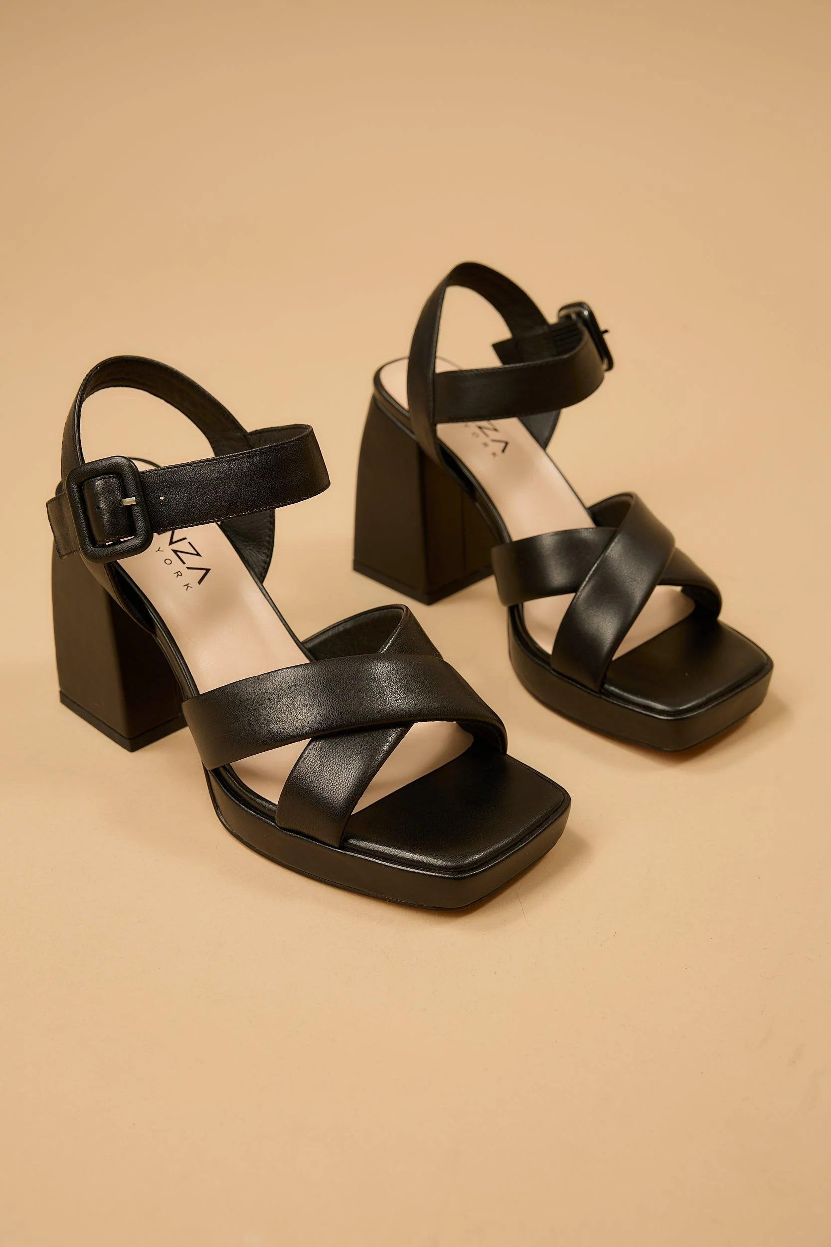 Esperanza Black - Image 12