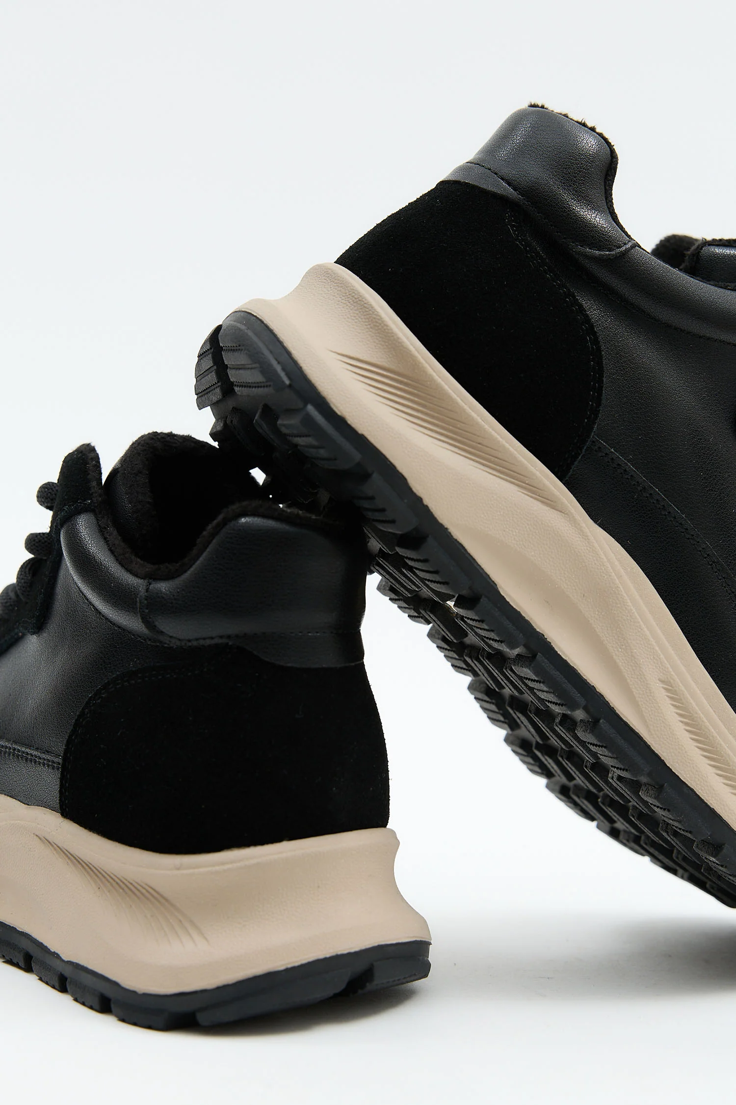 Evarelle Black - Image 7