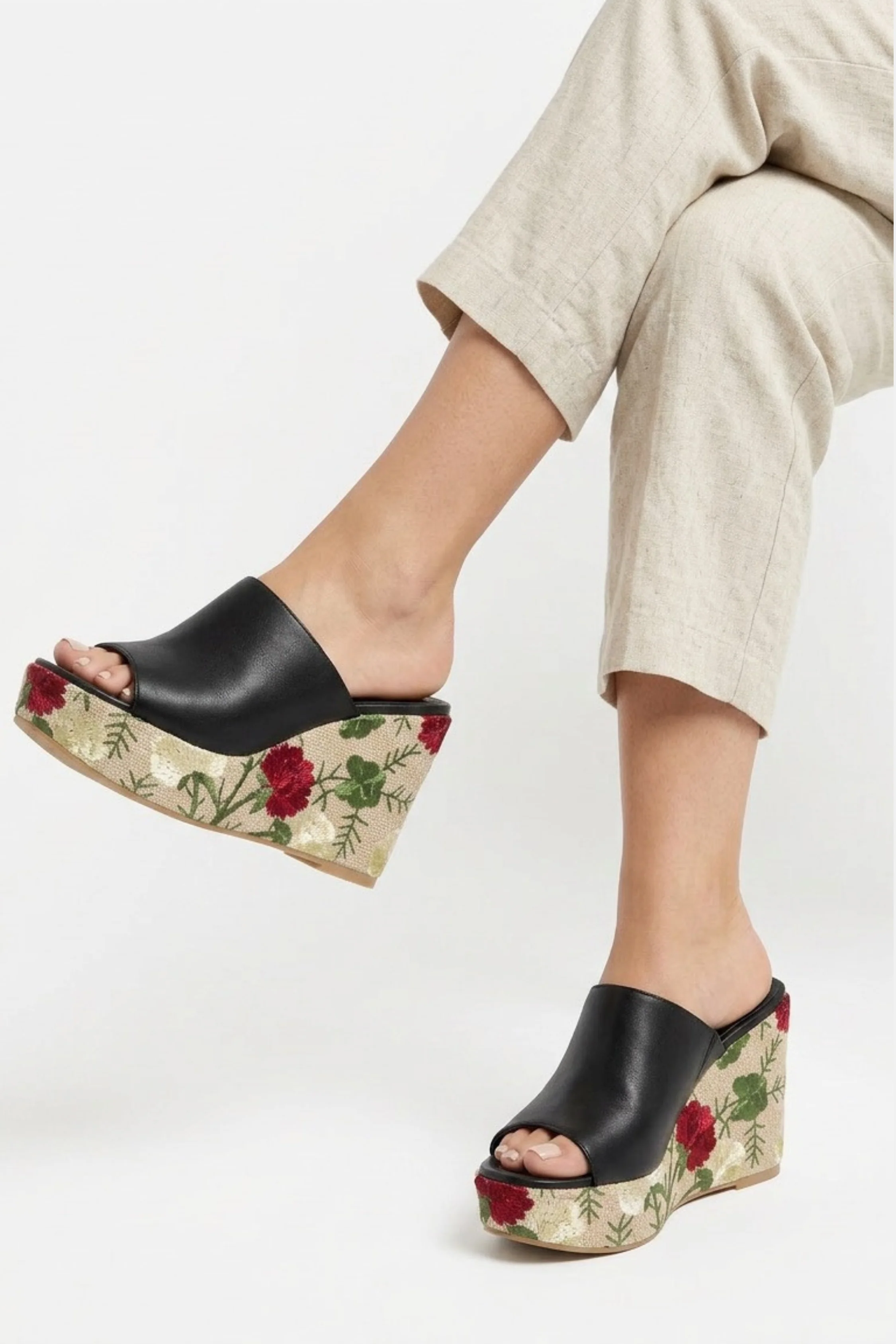 Flora Black - Image 3