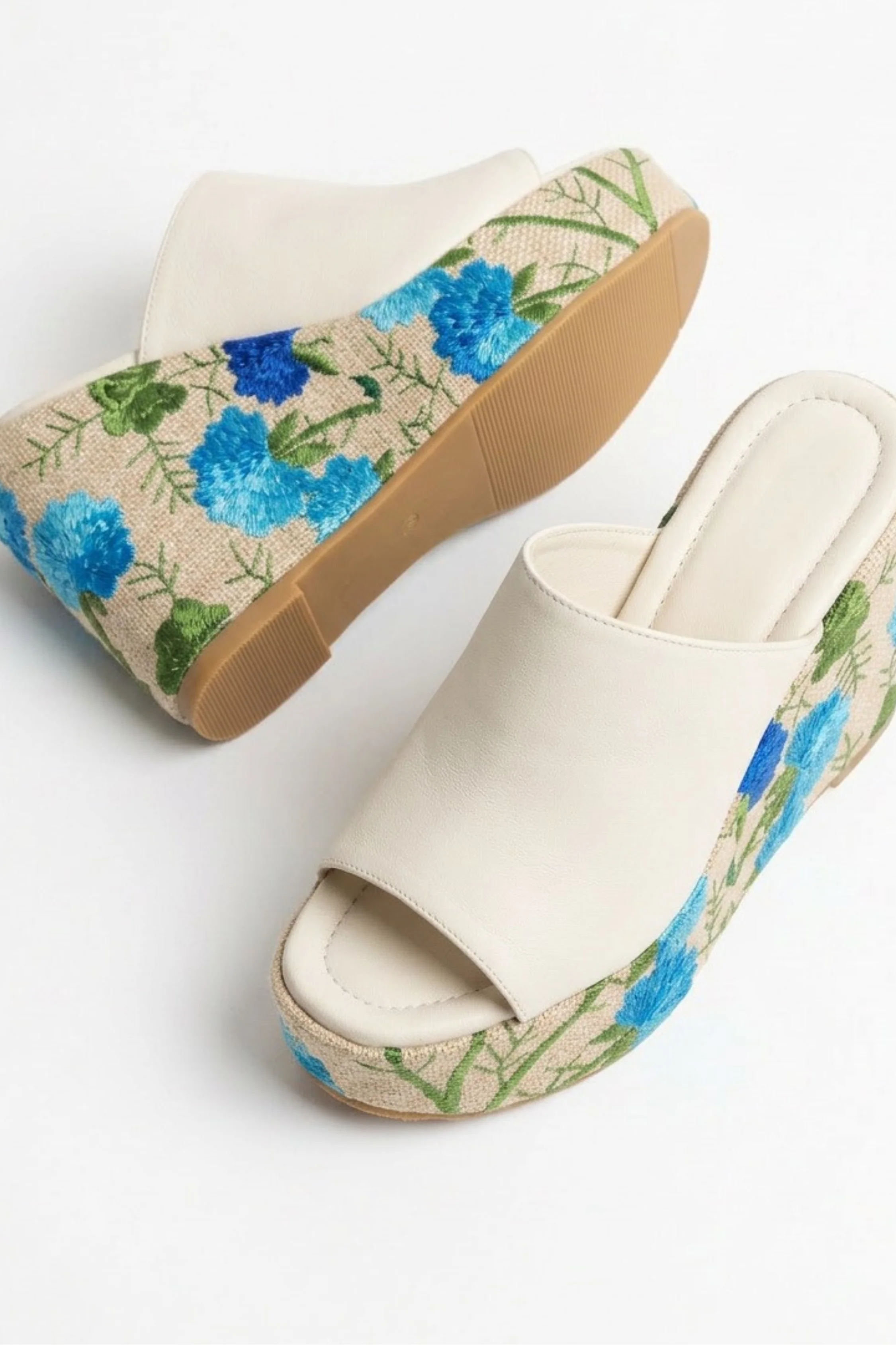 Flora White - Image 4