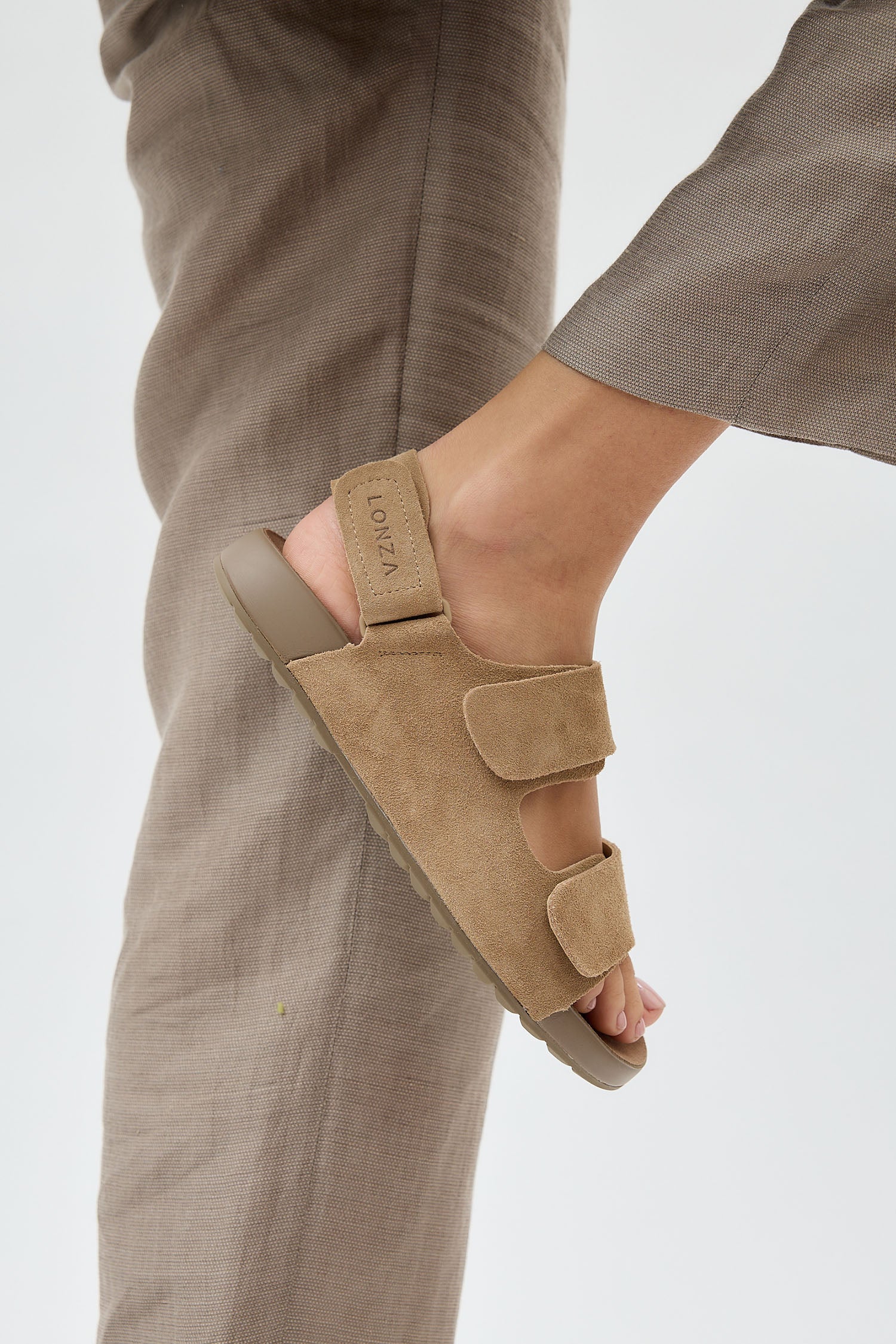 Floral Beige - Image 11