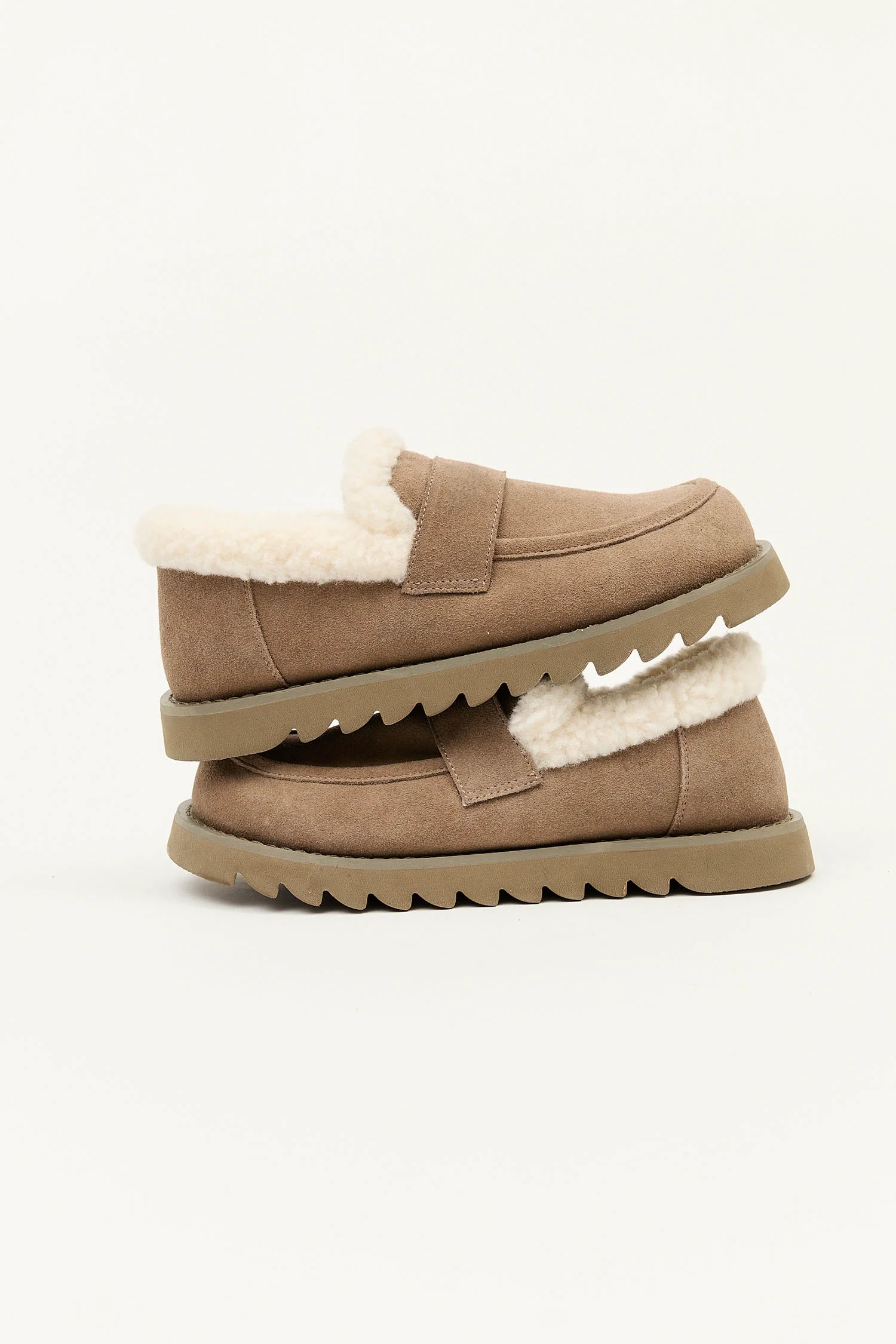 Frostine Beige - Image 4