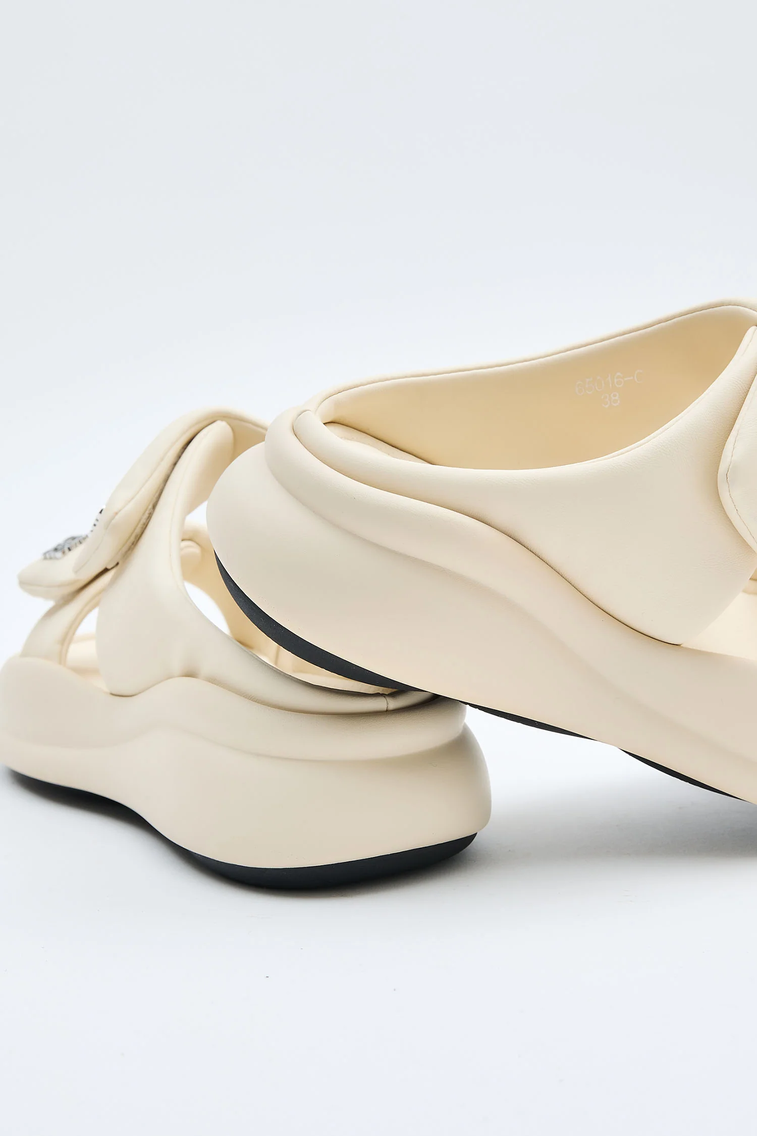Galateia Milk - Image 3