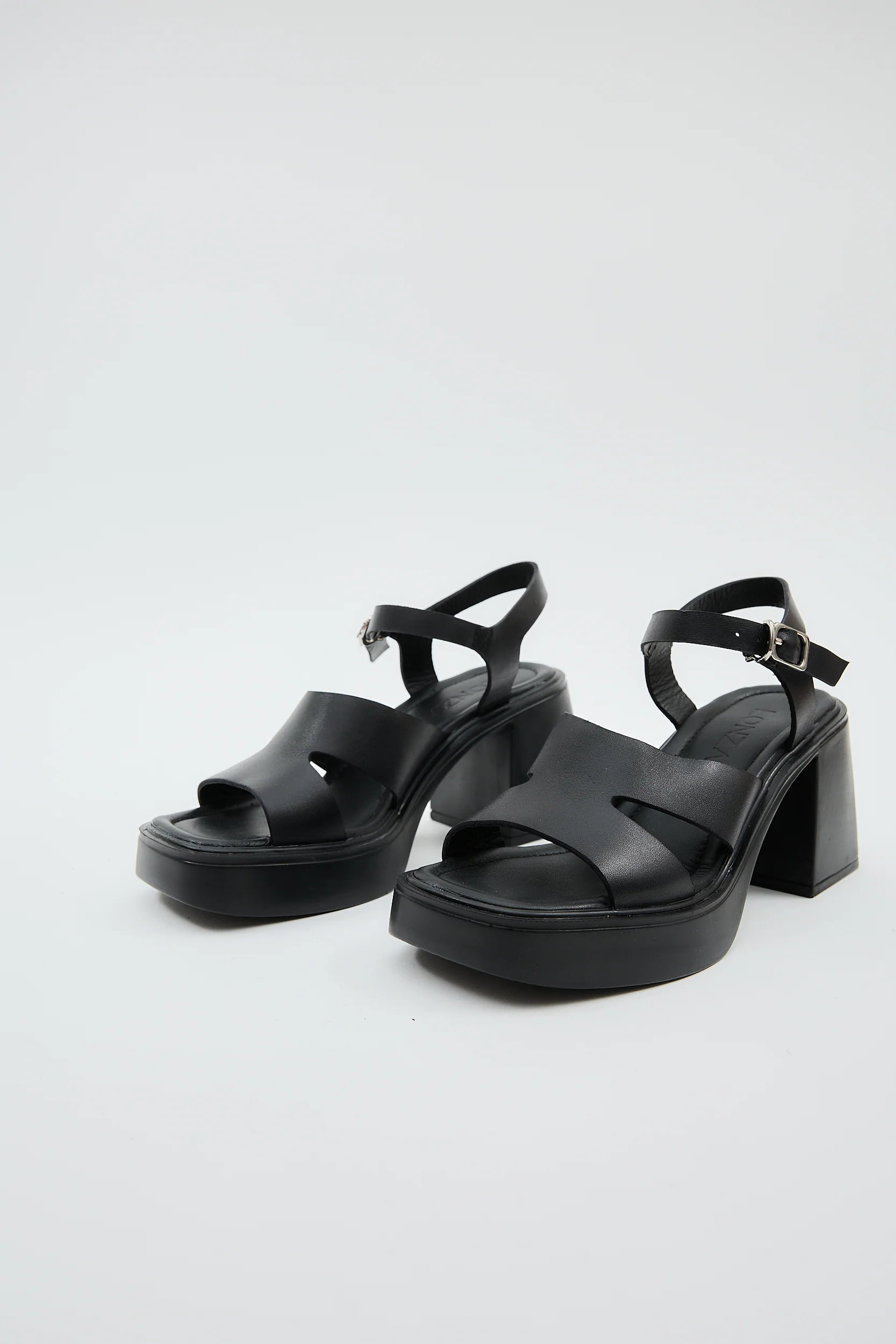 Giri Black - Image 2