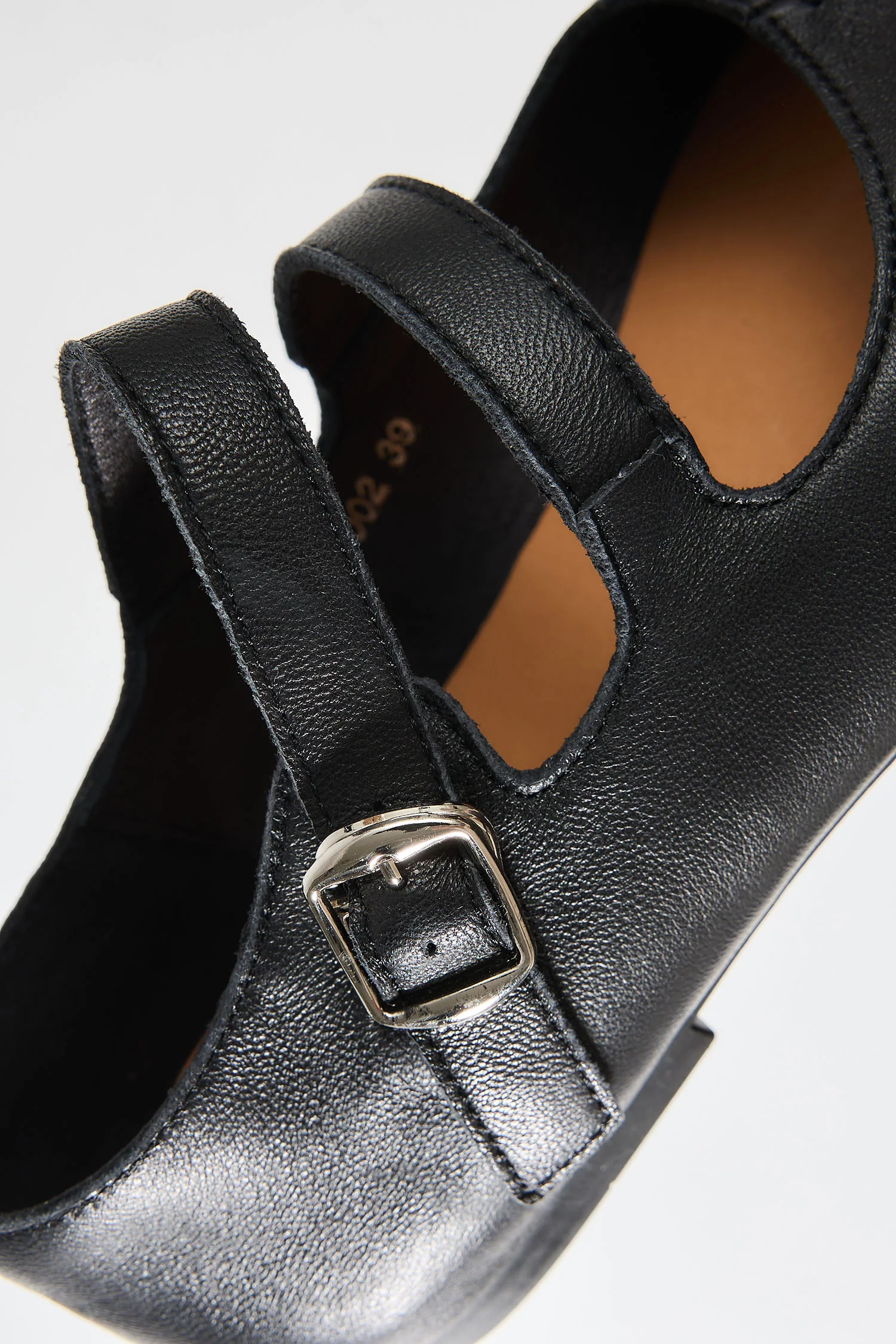 Glenda Black - Image 9