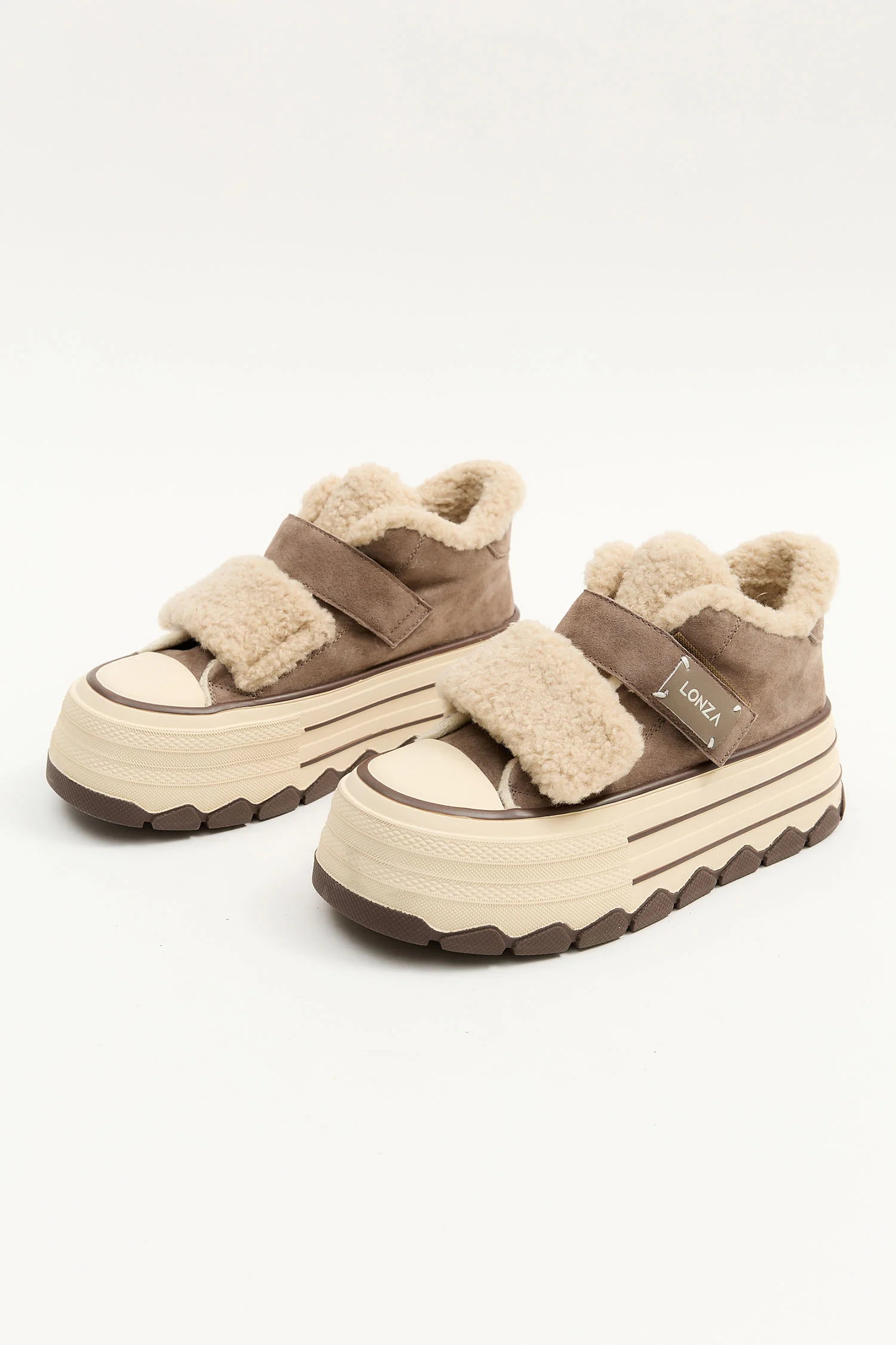 Glissane Brown - Image 10
