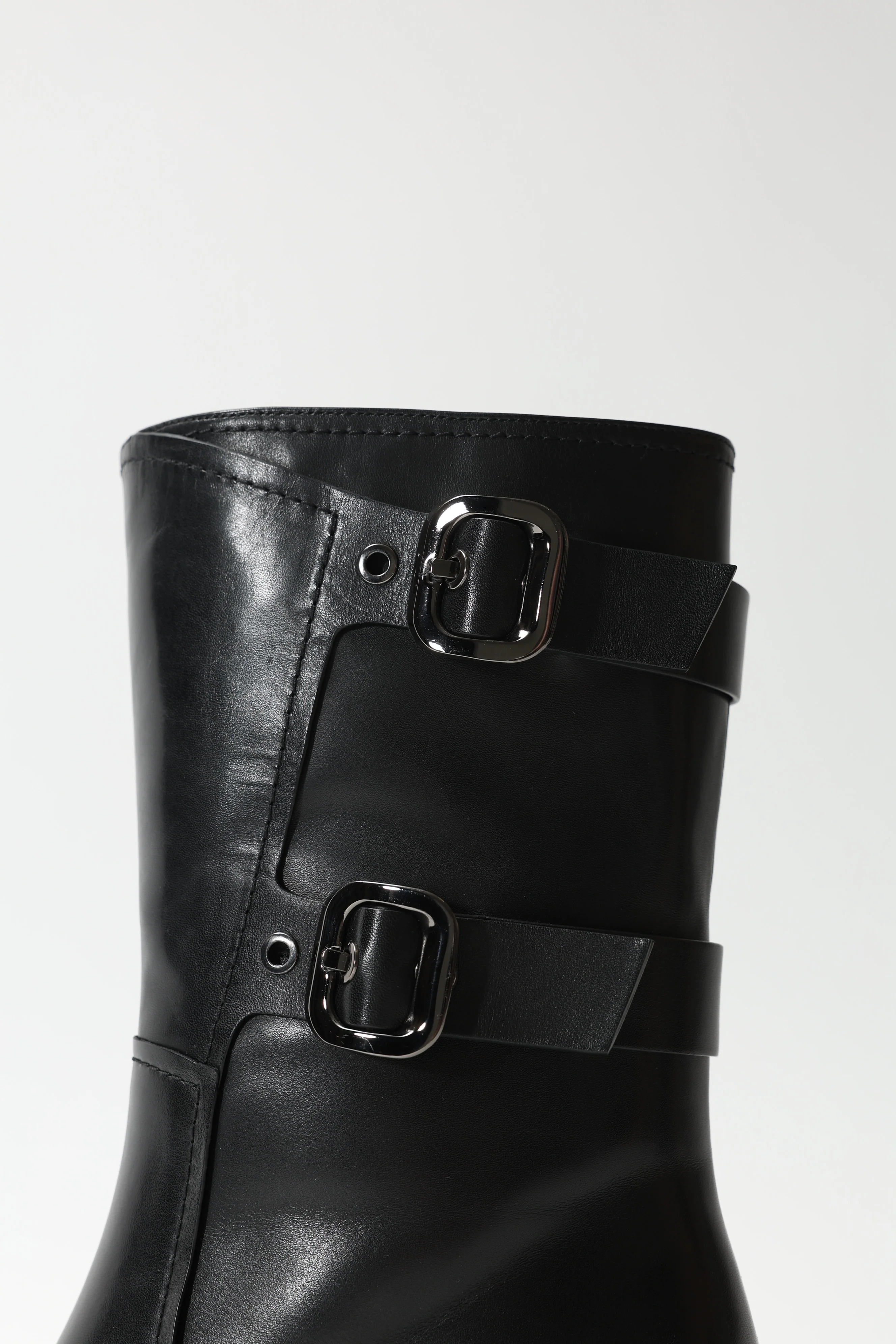 Hecate Black - Image 4