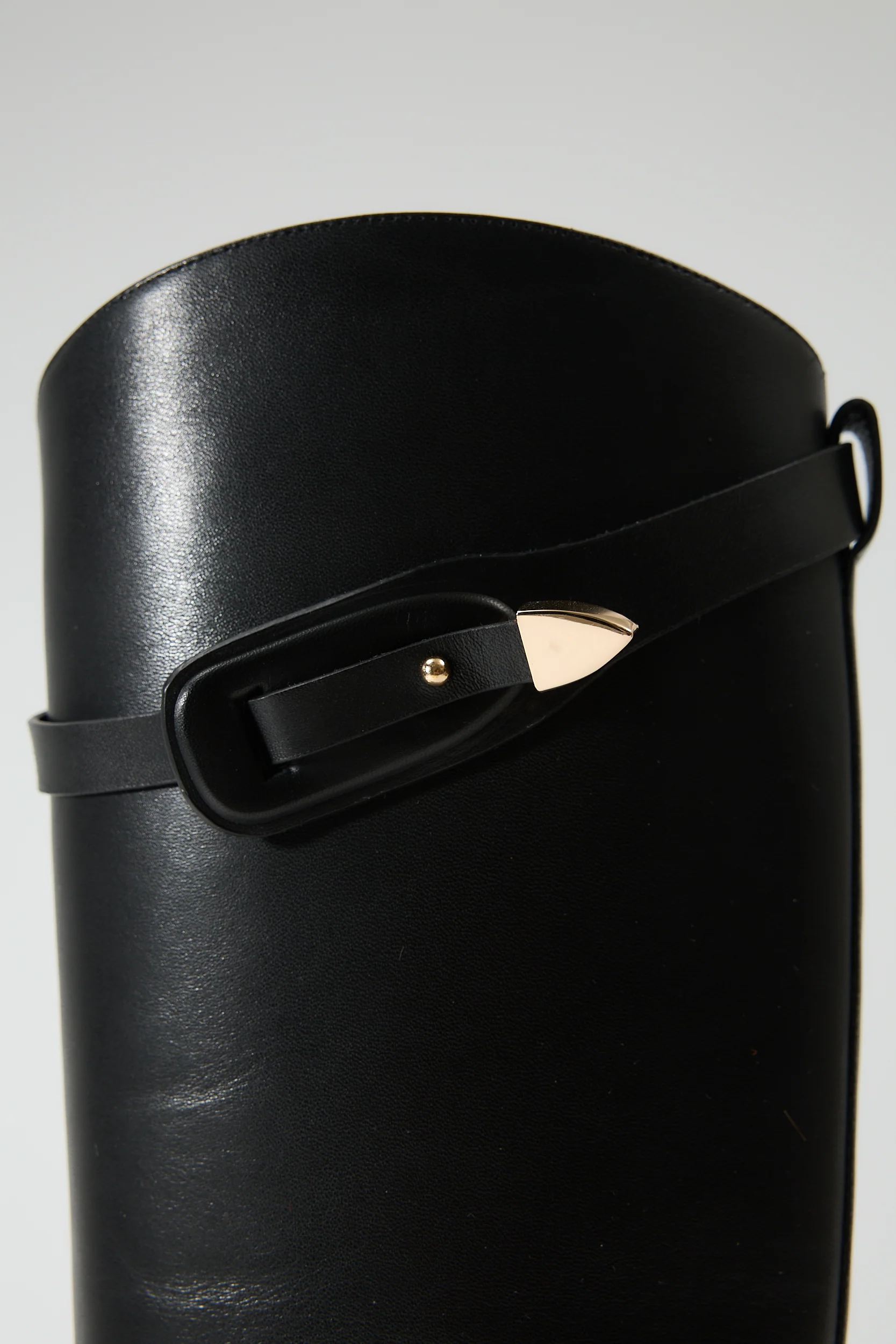 Helena Black - Image 3