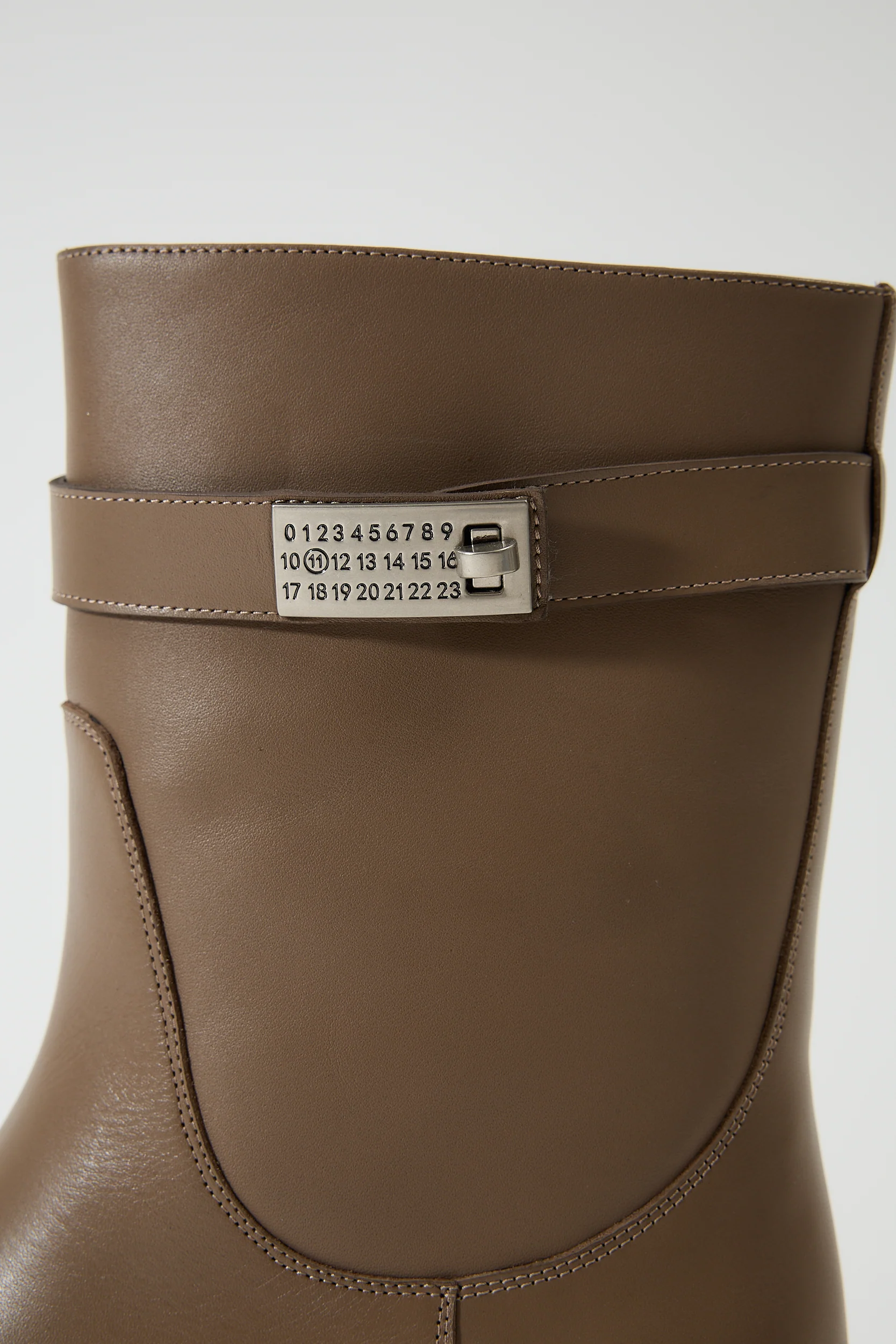 Hermia Beige - Image 3