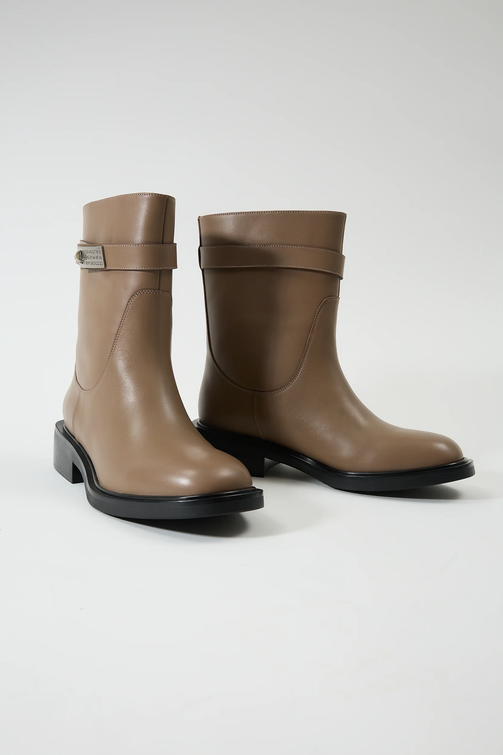 Hermia Beige - Image 4