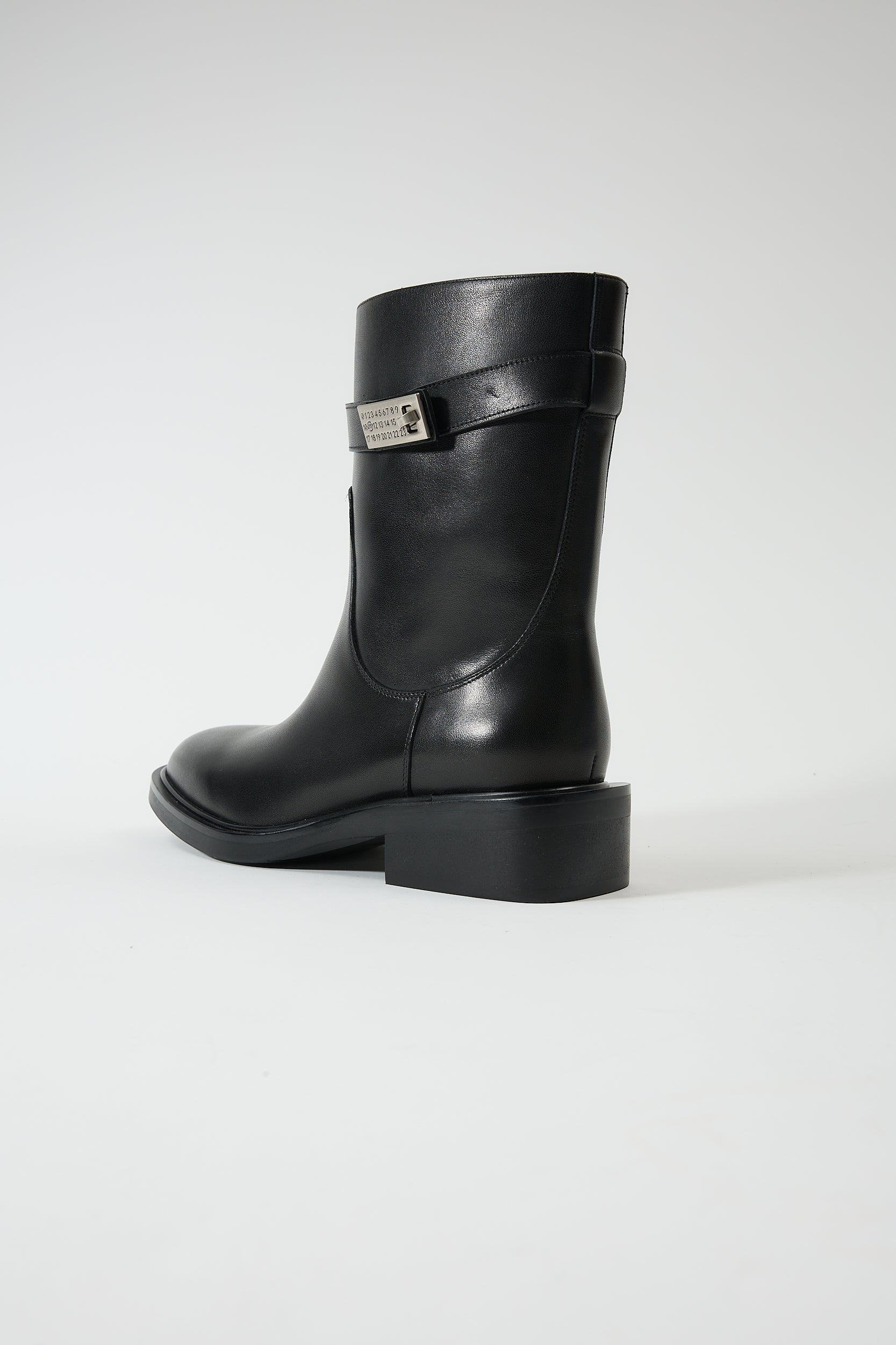 Hermia Black - Image 3