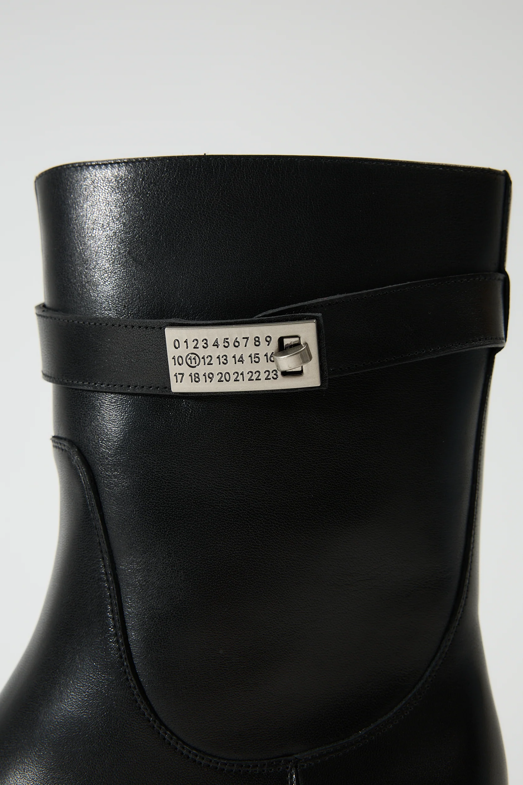 Hermia Black - Image 4