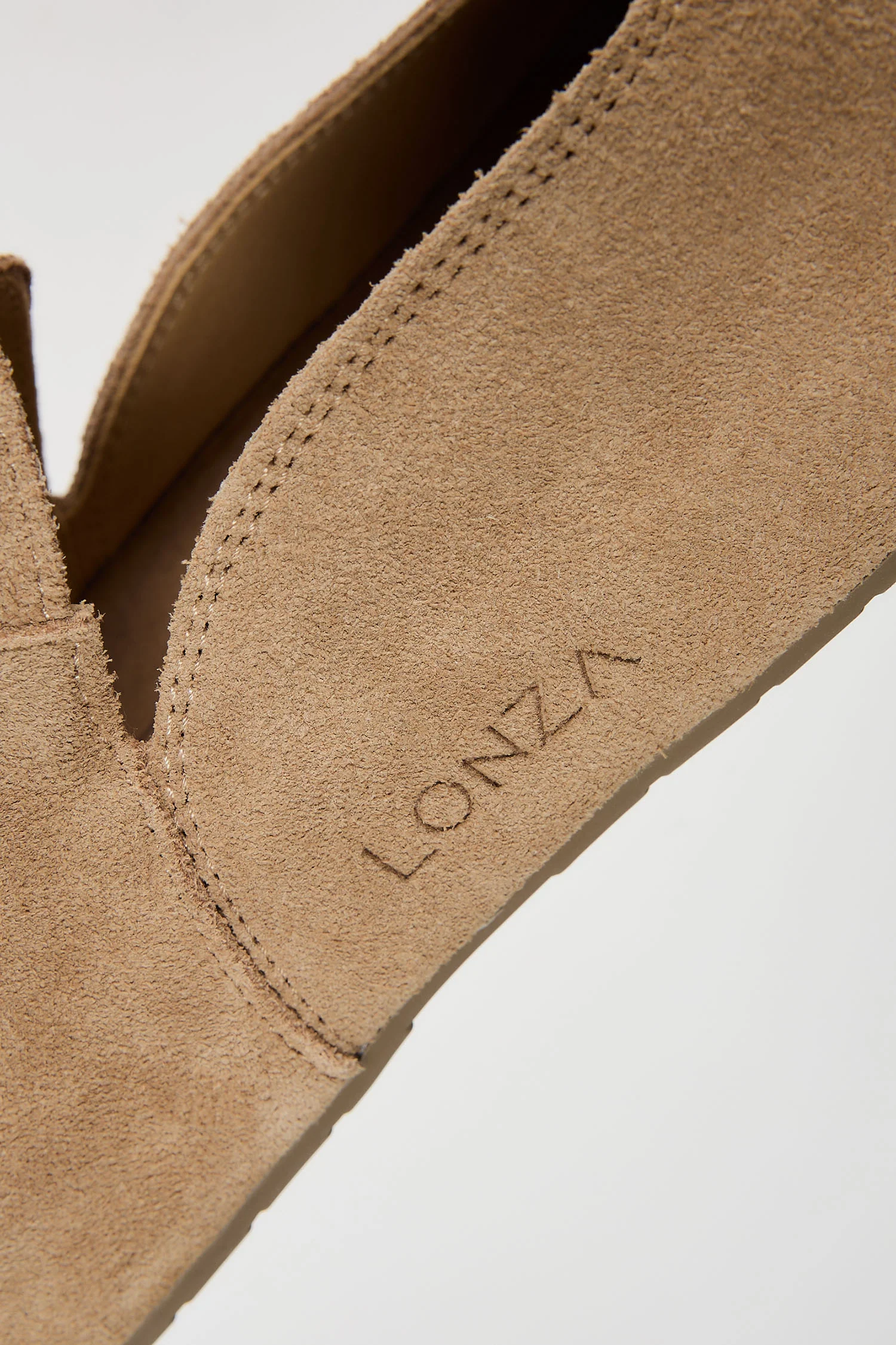 Hunter Beige - Image 10