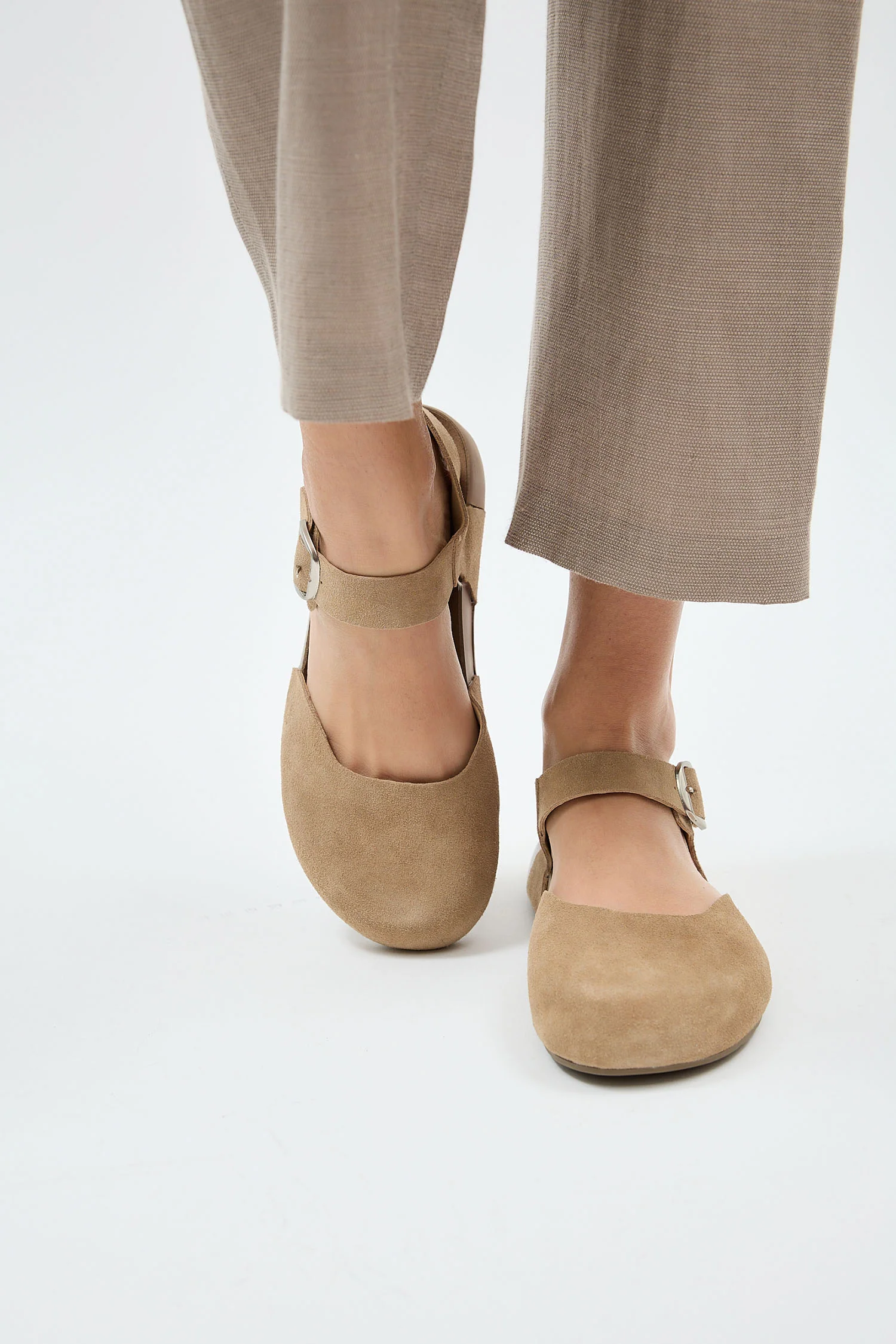 Hunter Beige - Image 17