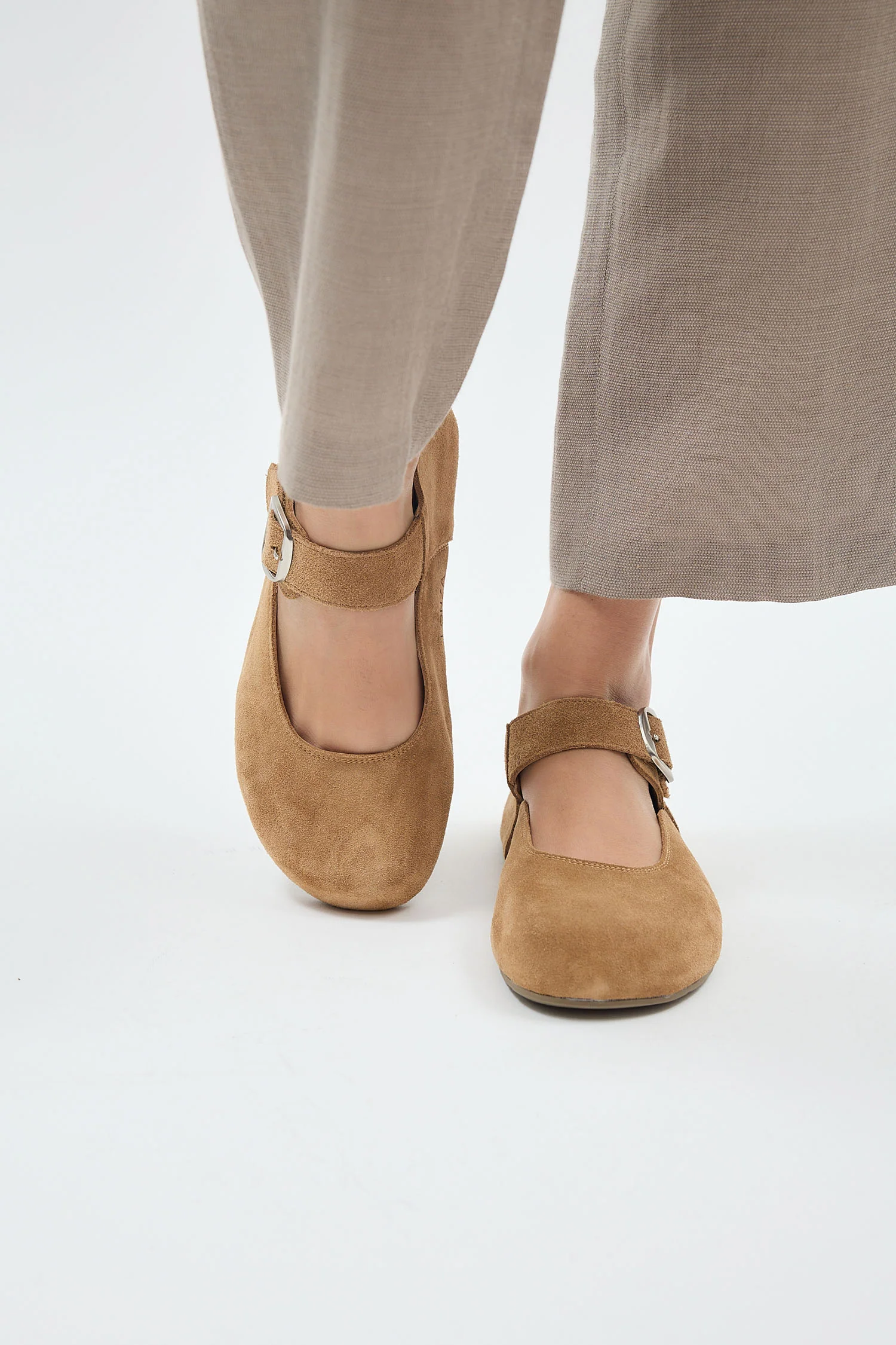Hunter Camel - Image 17