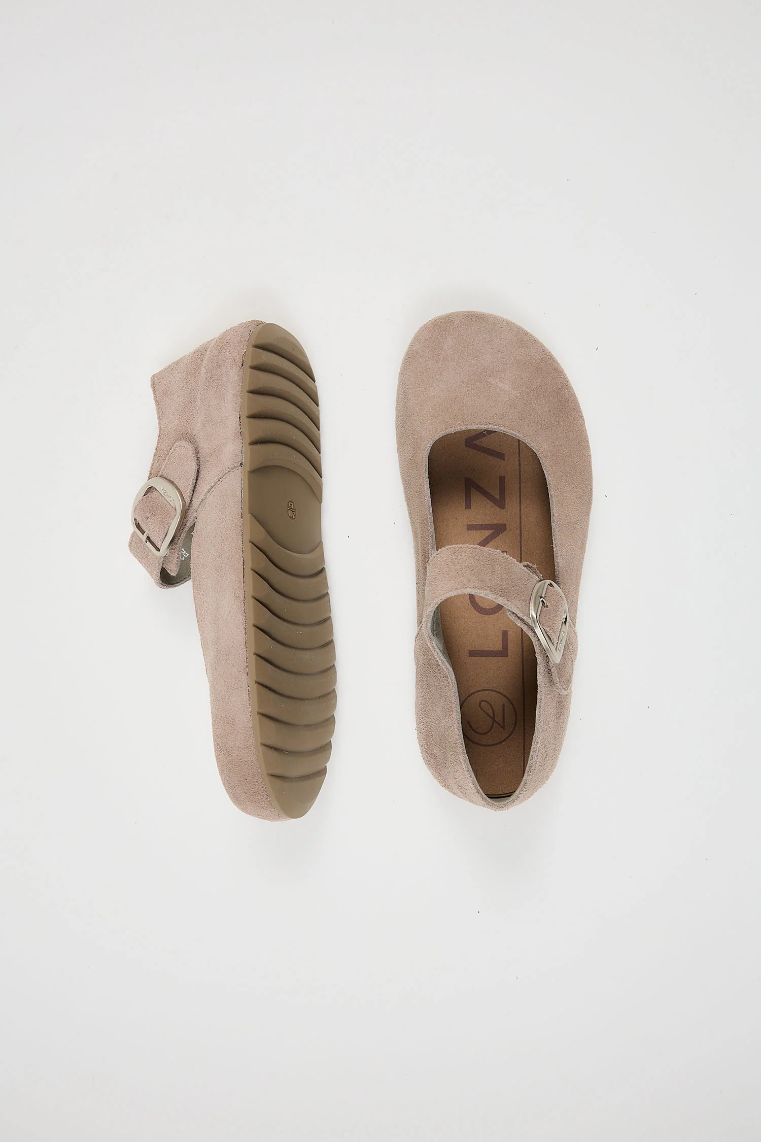 Hunter Grey - Image 11