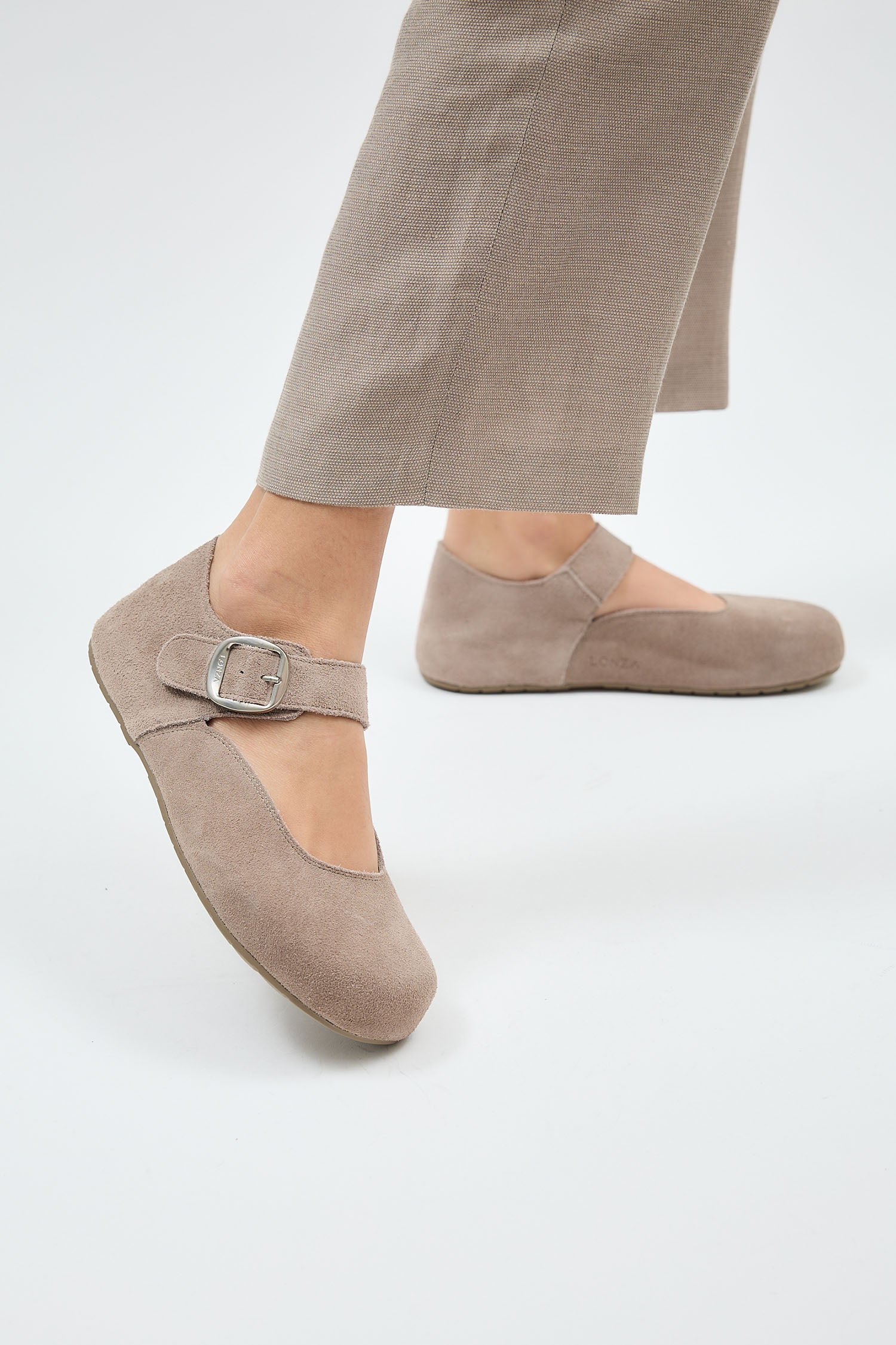 Hunter Grey - Image 13